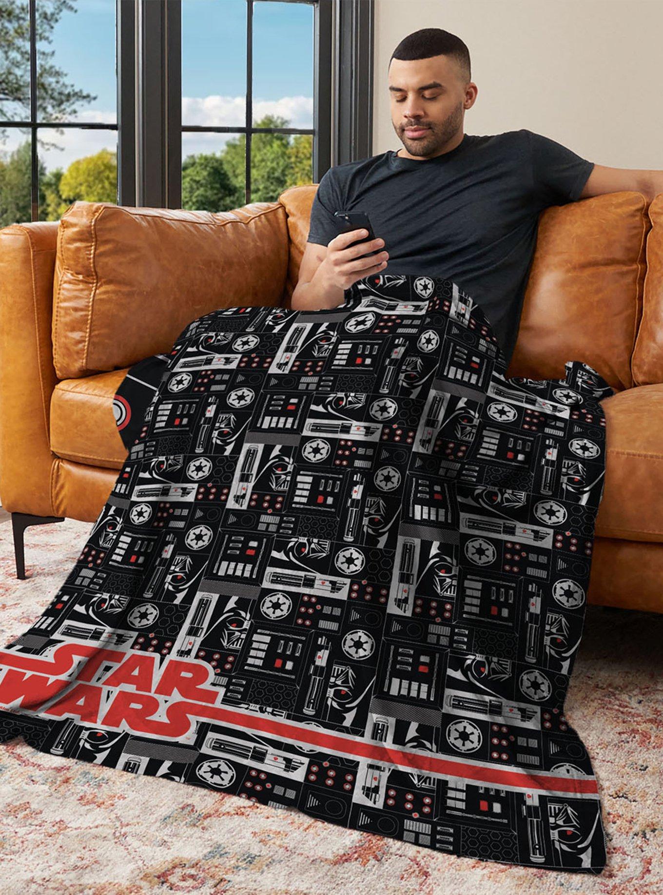 Star Wars Classic Repeats and Patterns Darth Vader 40x50" Silk Touch Throw Blanket, , alternate