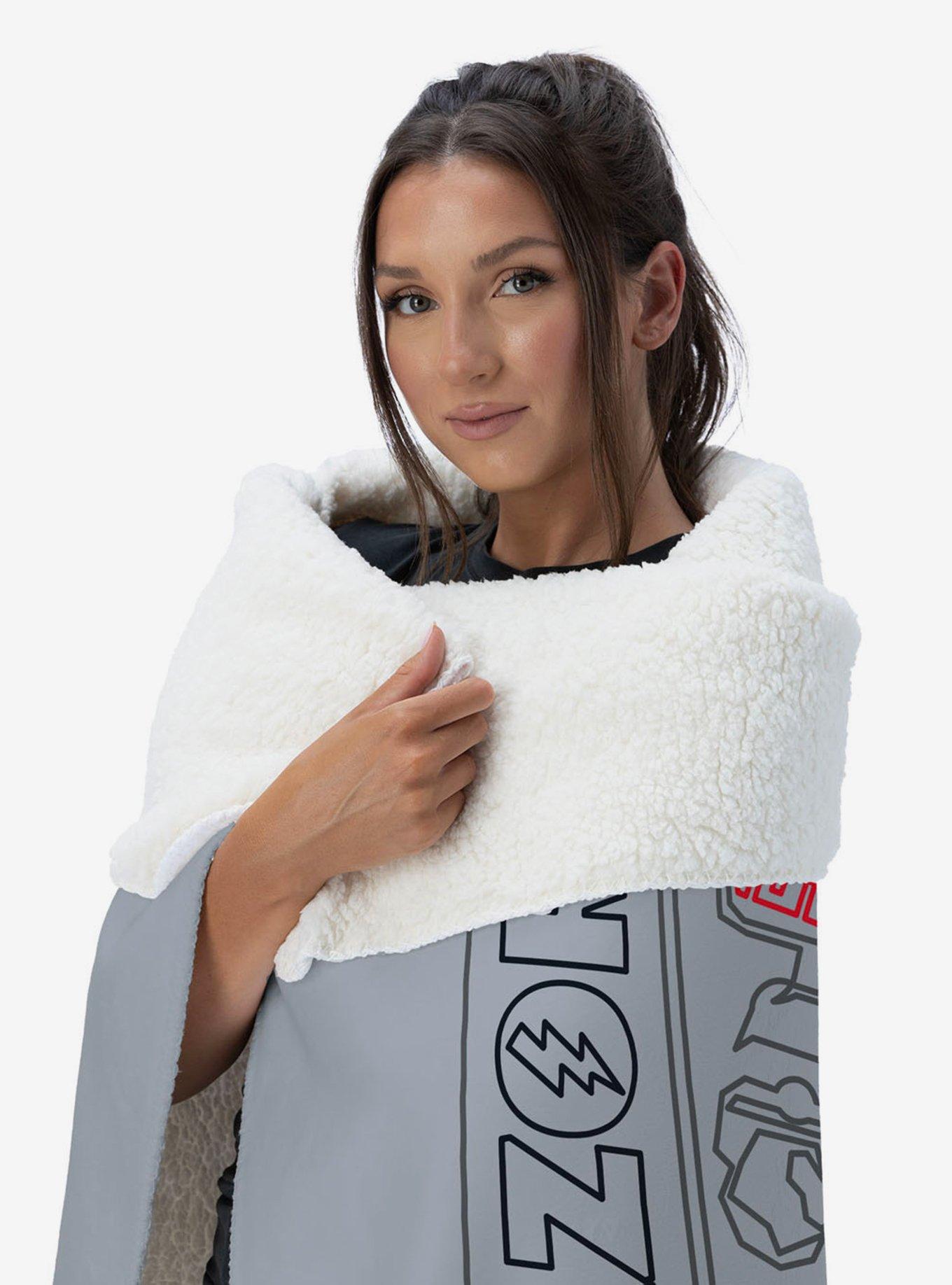 Mighty Morphin Power Rangers Megazord Silk Touch Sherpa Throw Blanket, , alternate