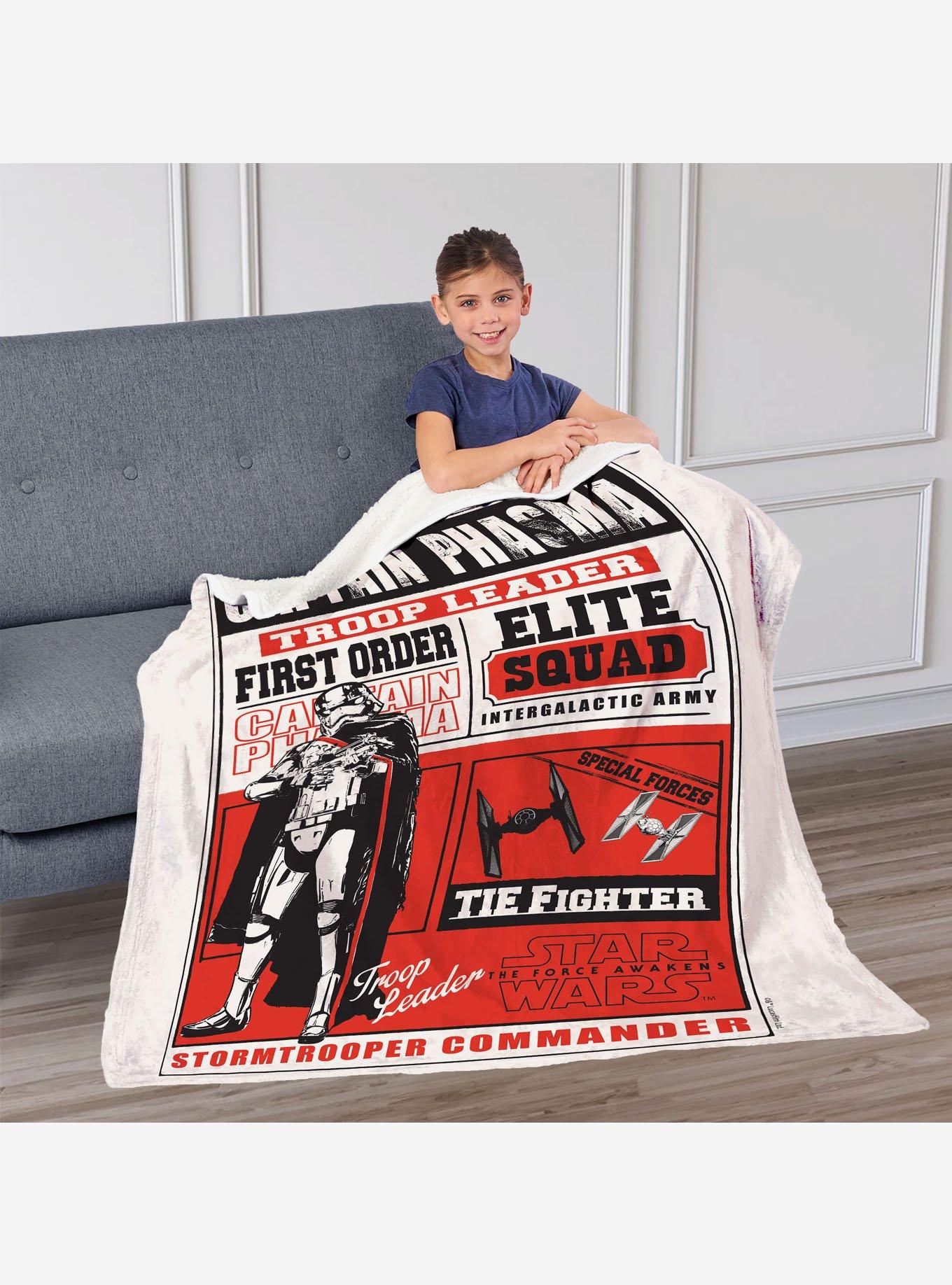 Star Wars Episode 8 Vintage Signage Phasma Silk Touch Sherpa Throw Blanket, , hi-res