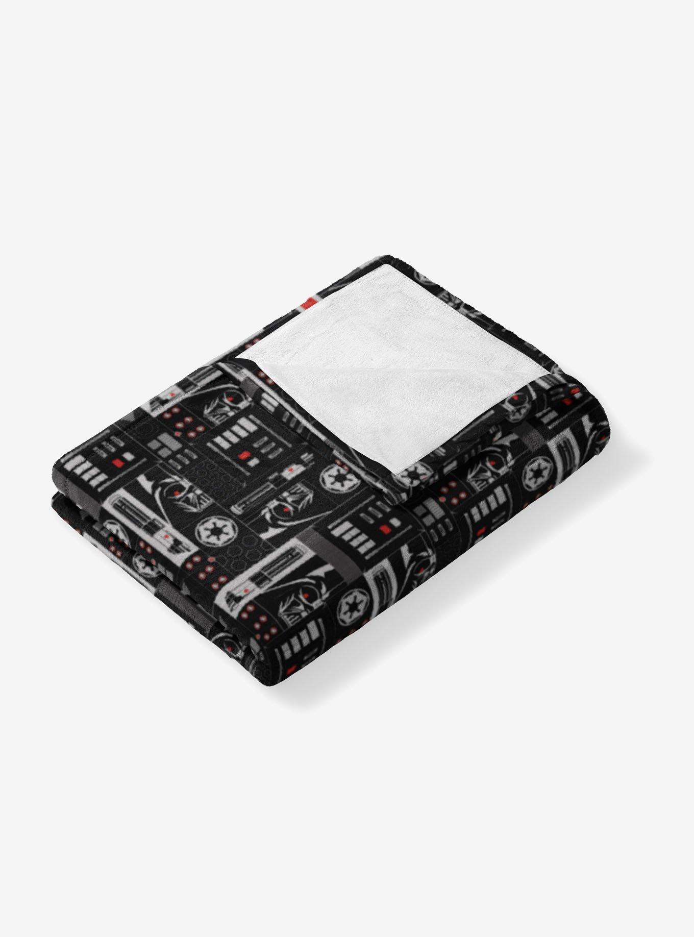 Star Wars Classic Repeats and Patterns Darth Vader 50x60" Silk Touch Throw Blanket, , alternate