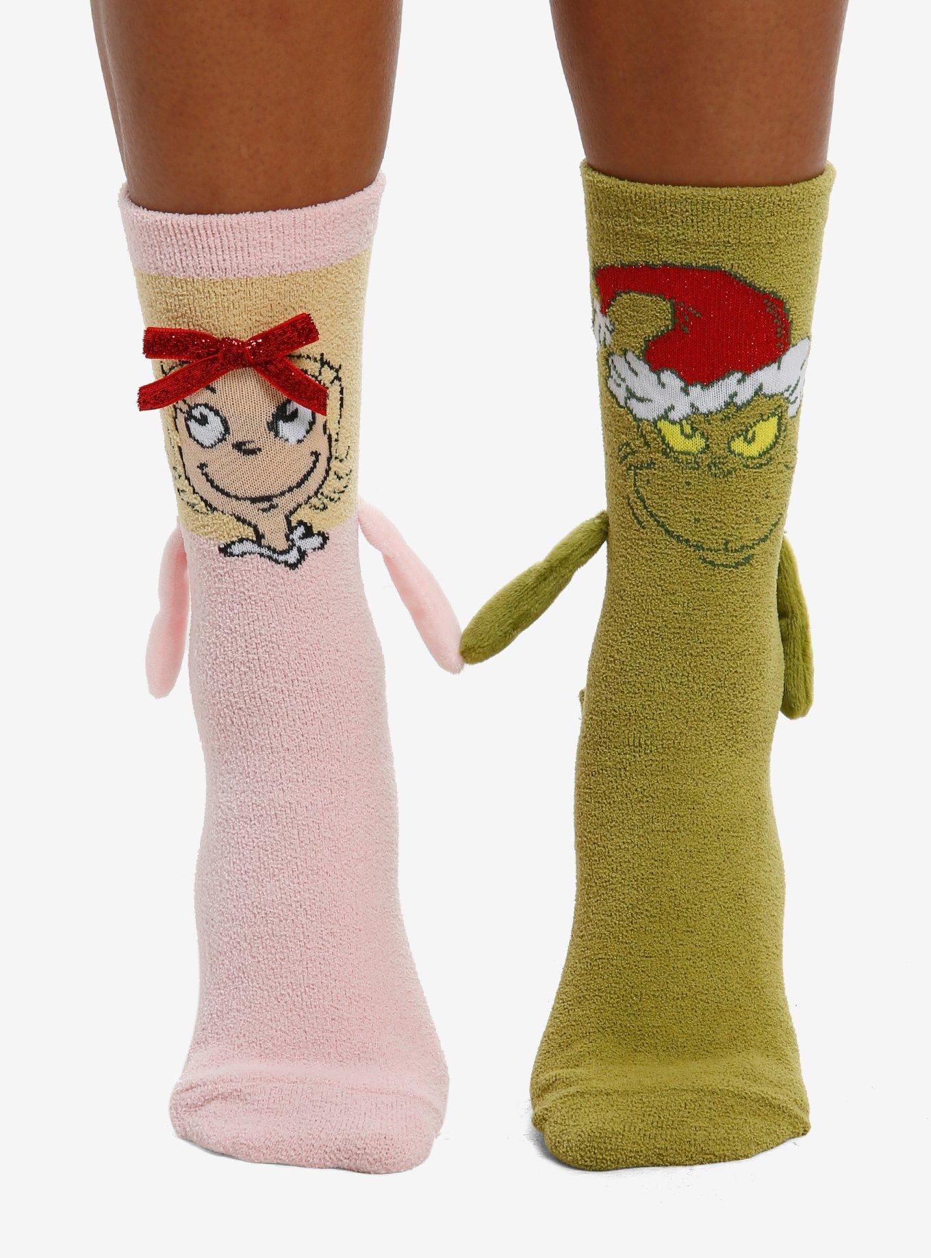 How The Grinch Stole Christmas! The Grinch & Cindy Lou Who Magnetic Arms Mismatch Cozy Crew Socks, , hi-res