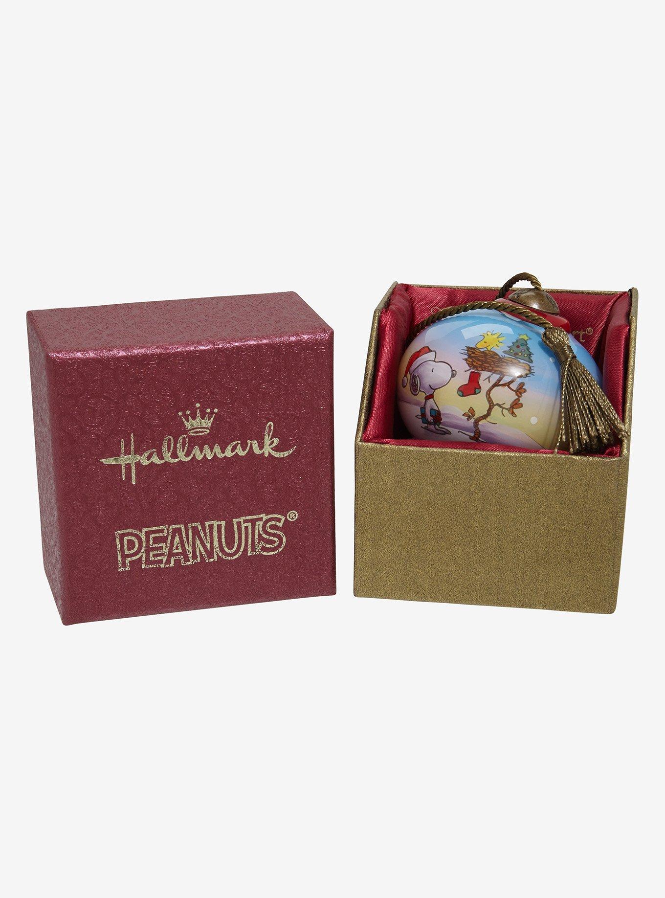 Hallmark Peanuts Ne'Qwa Snoopy & Woodstock Holiday Ornament, , alternate