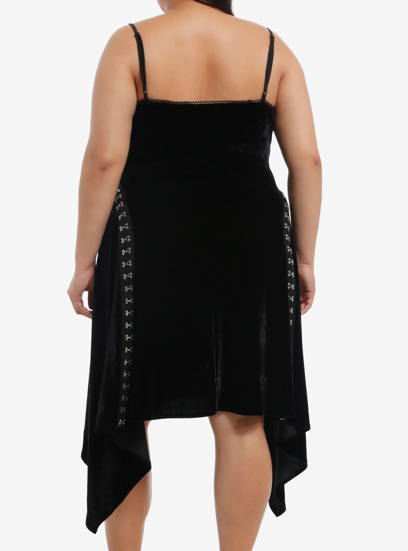 Cosmic Aura Black Velvet Hardware Cami Dress Plus Size, MAROON, alternate