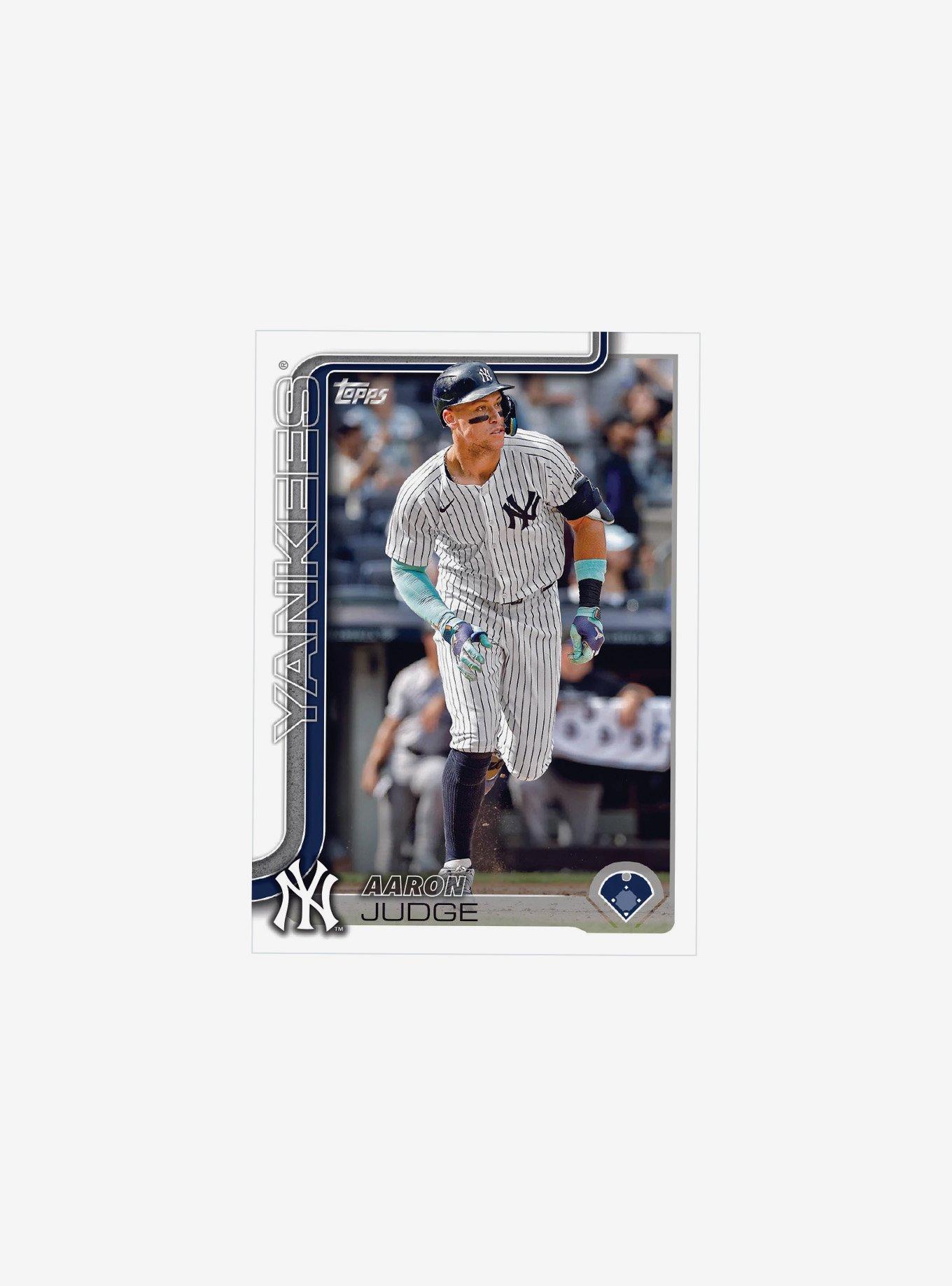 Topps 2025 MLB Series One Fat Pack, , alternate