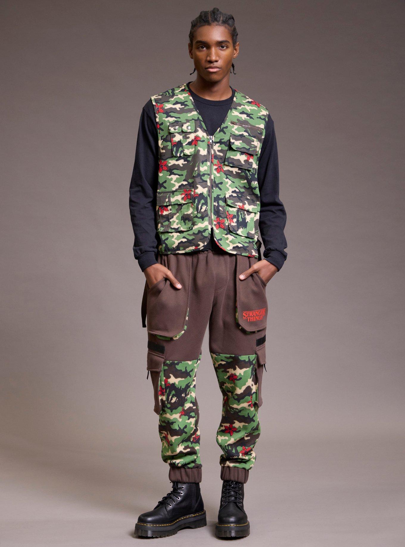 Stranger Things Demogorgon Camouflage Cargo Jogger Sweatpants, , hi-res