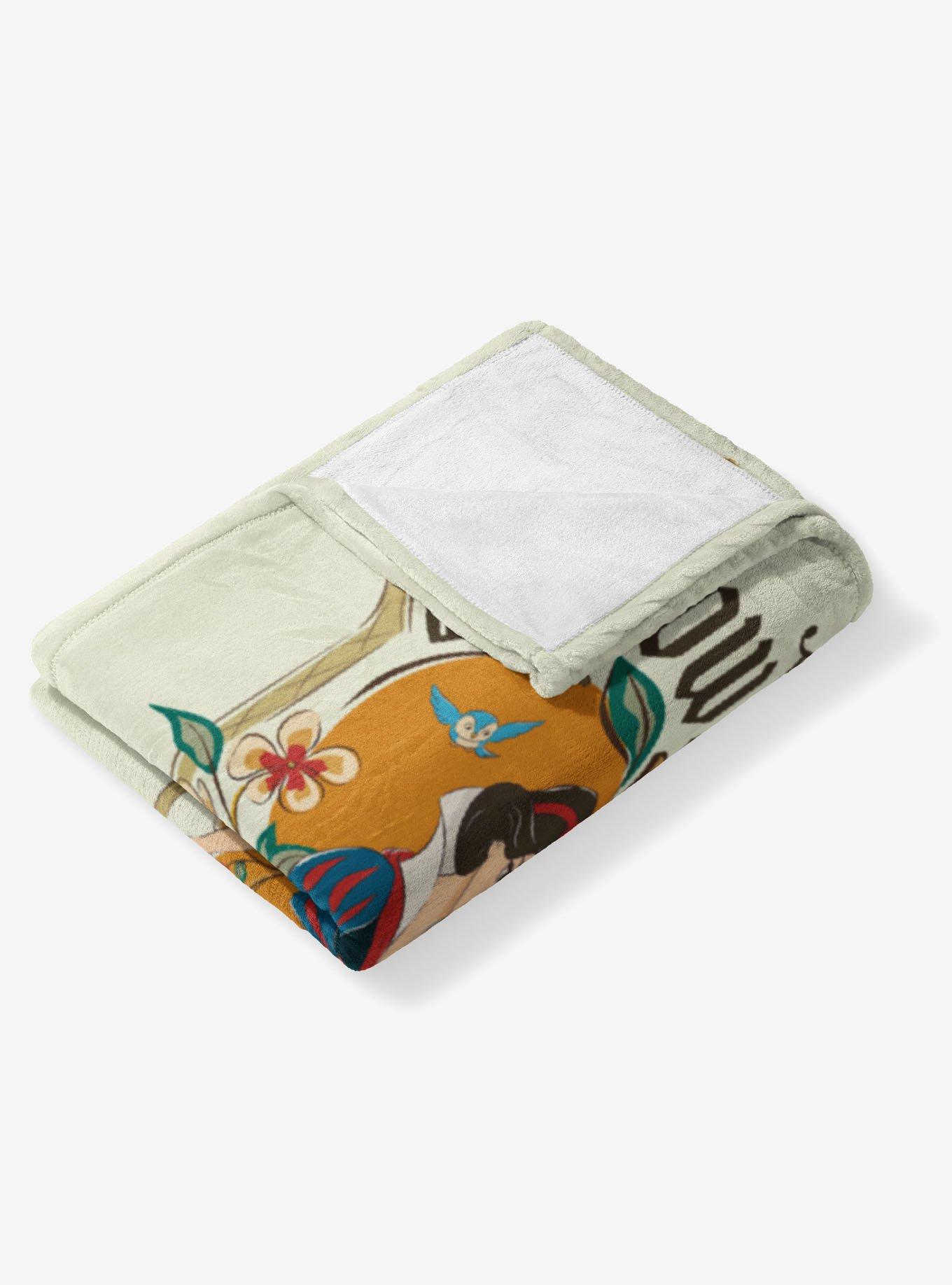 Disney Snow White Big Apple 60x80" Silk Touch Throw Blanket, , alternate