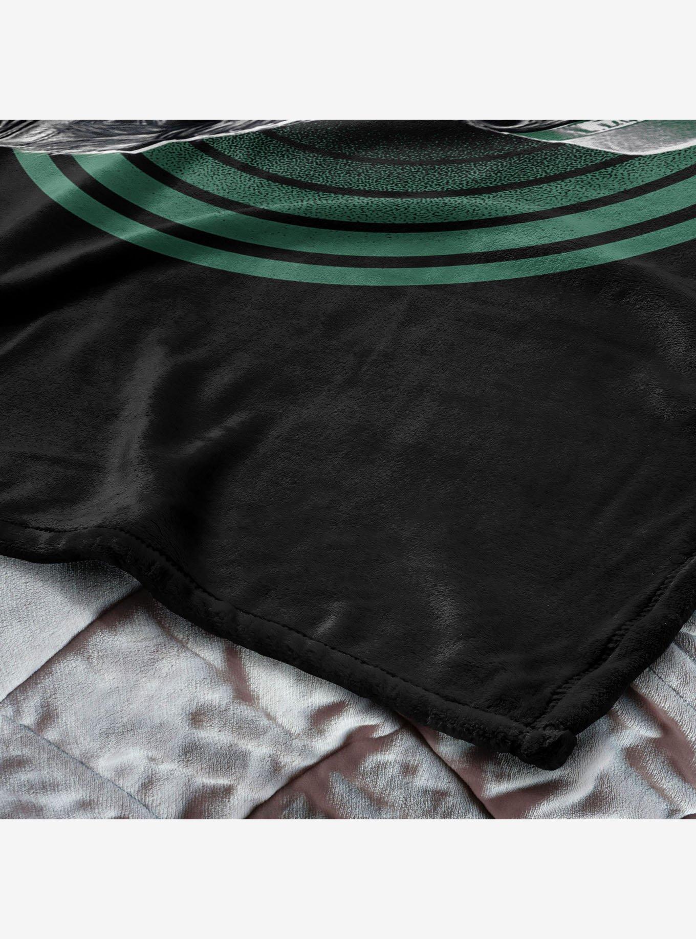 Mortal Kombat Sonya Silk Touch Throw Blanket, , alternate