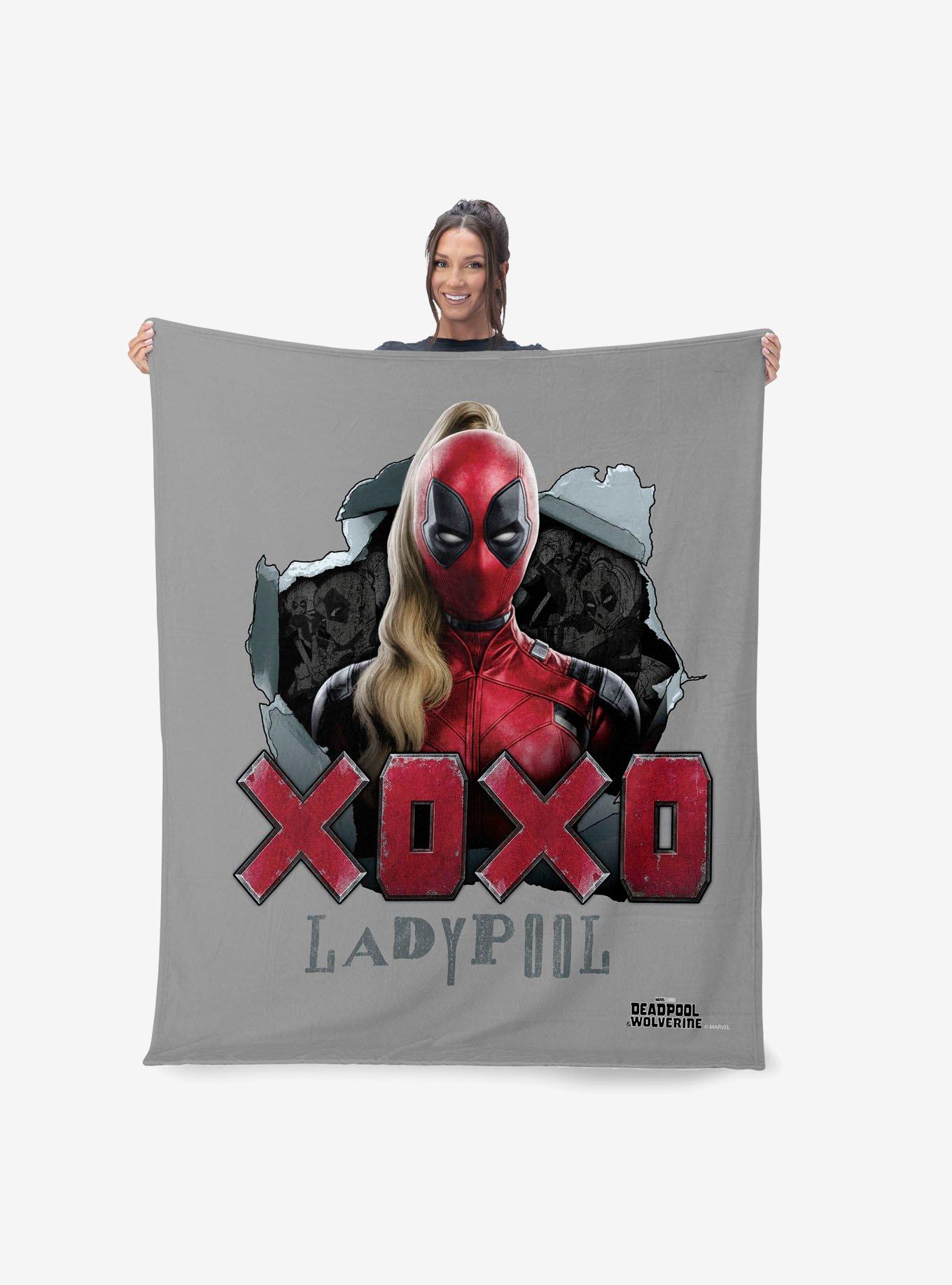 Marvel Deadpool 3 XOXO Ladypool Silk Touch Throw Blanket, , hi-res