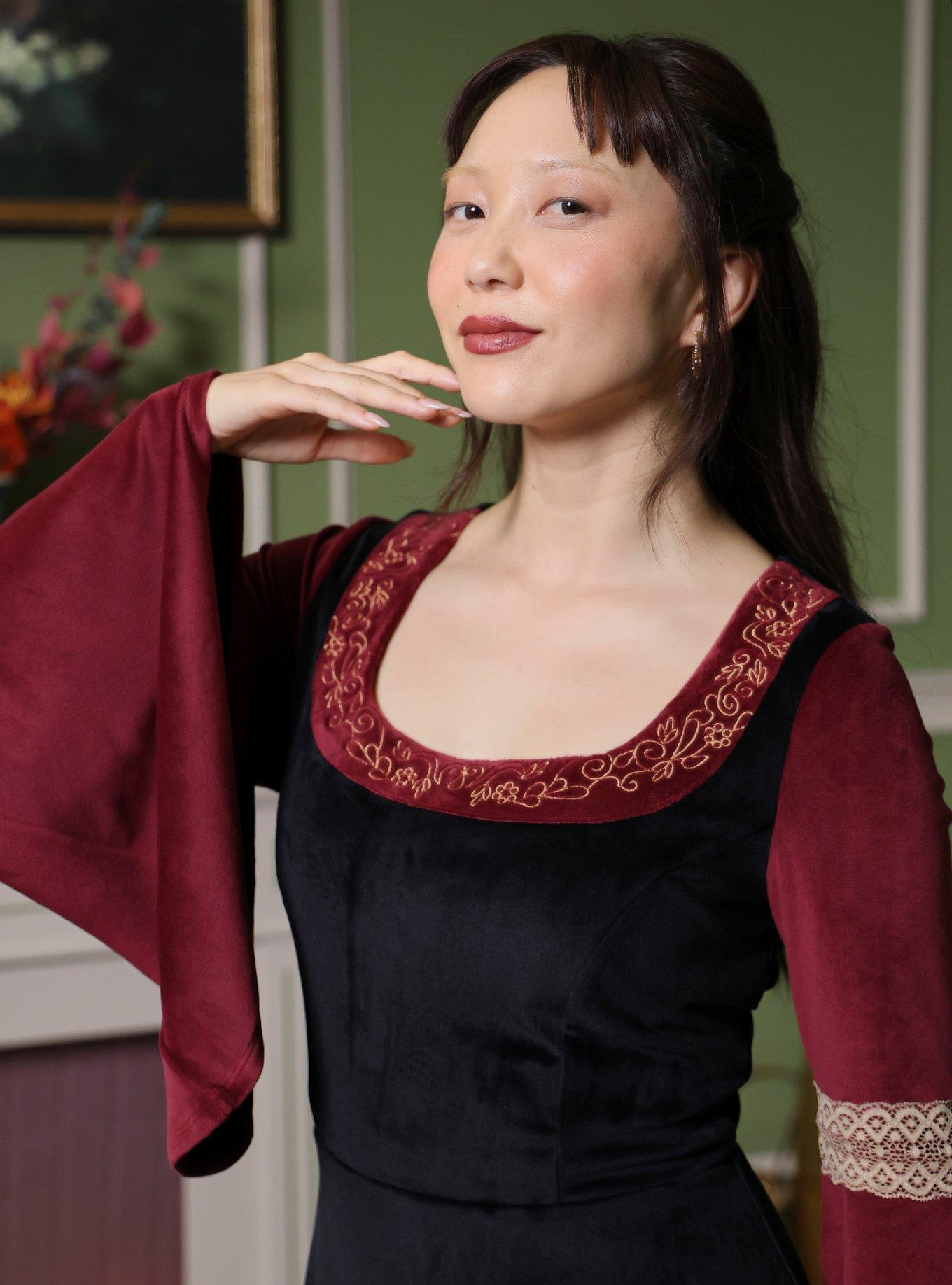 Her Universe The Lord Of The Rings Arwen Bell Sleeve Dress Her Universe Exclusive, BLACK  RED, alternate - view 4