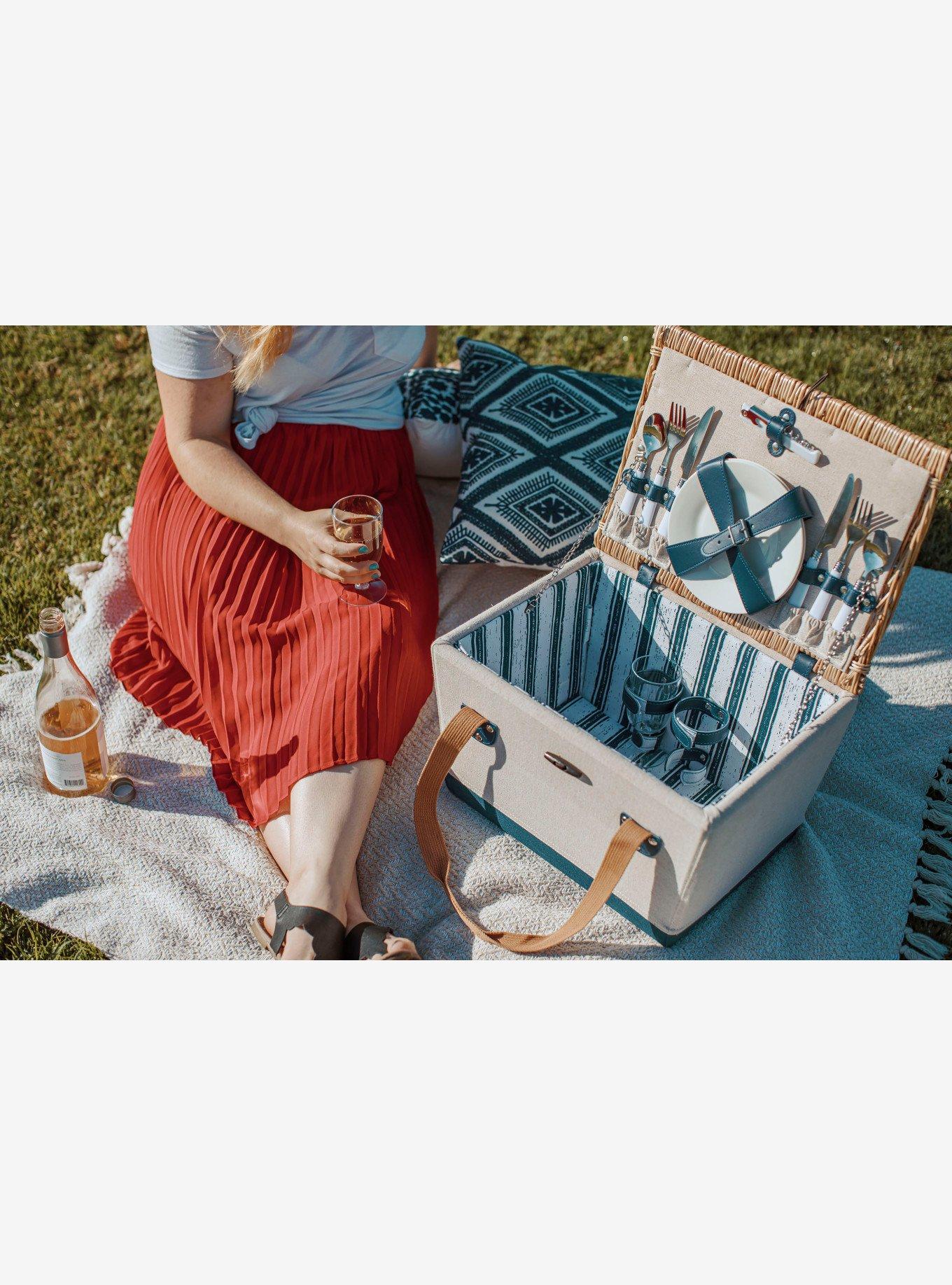 Boardwalk Beige Canvas and Navy Blue Picnic Basket For 2
