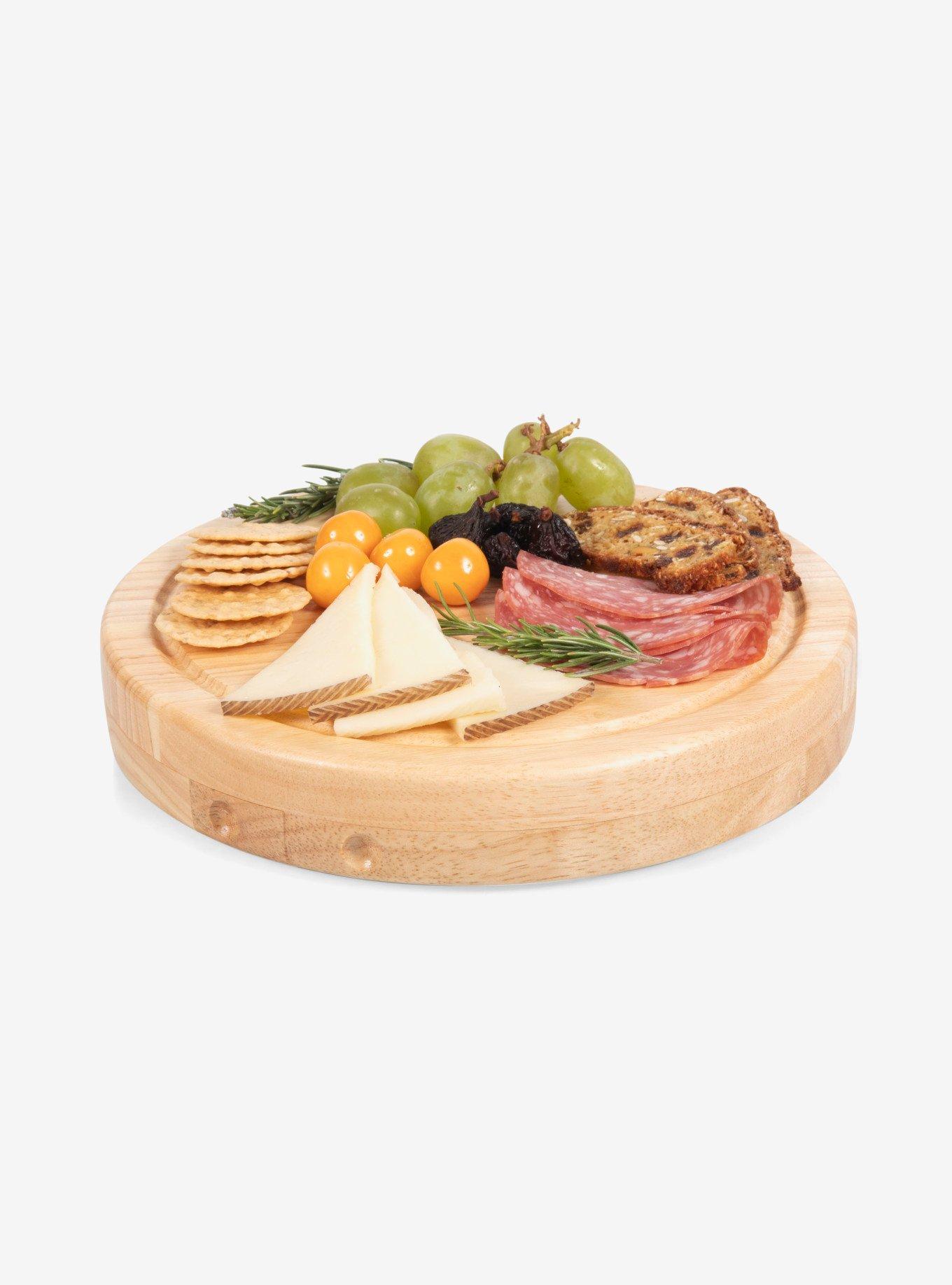 Winnie The Pooh Circo Cheese Cutting Board & Tools Set, , alternate
