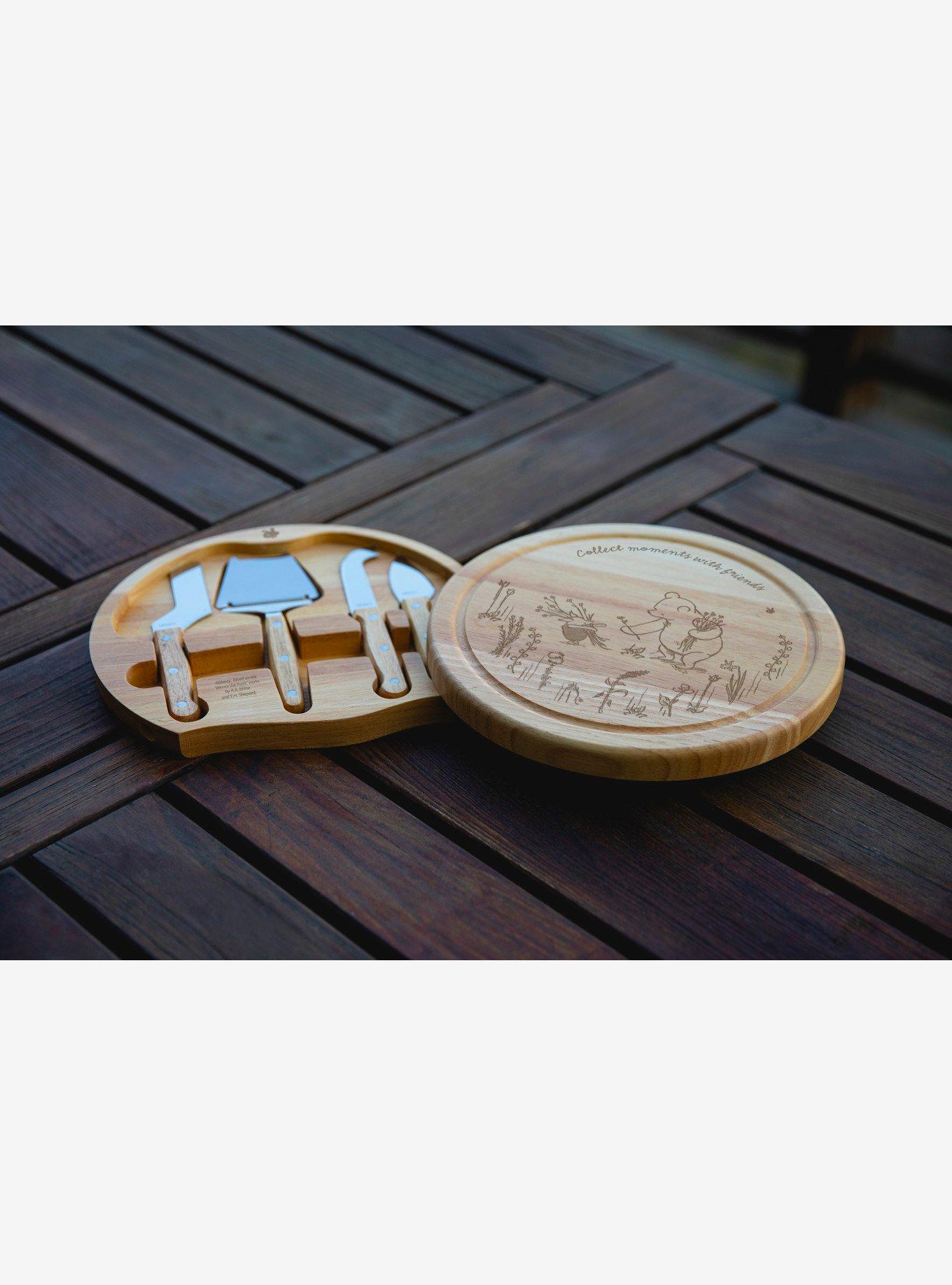 Winnie The Pooh Circo Cheese Cutting Board & Tools Set, , alternate