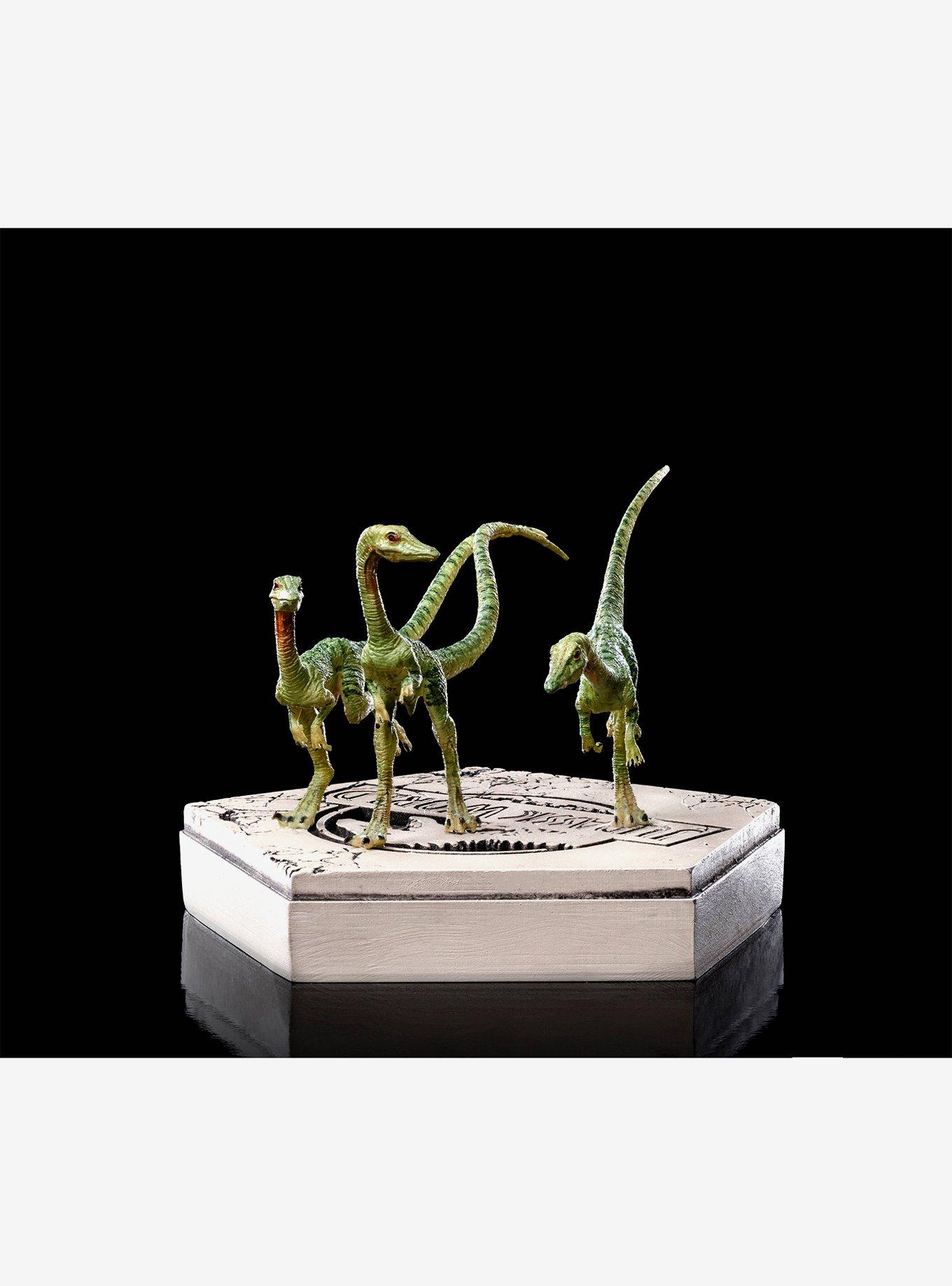 Jurassic World Icons Compsognathus Statue, , alternate