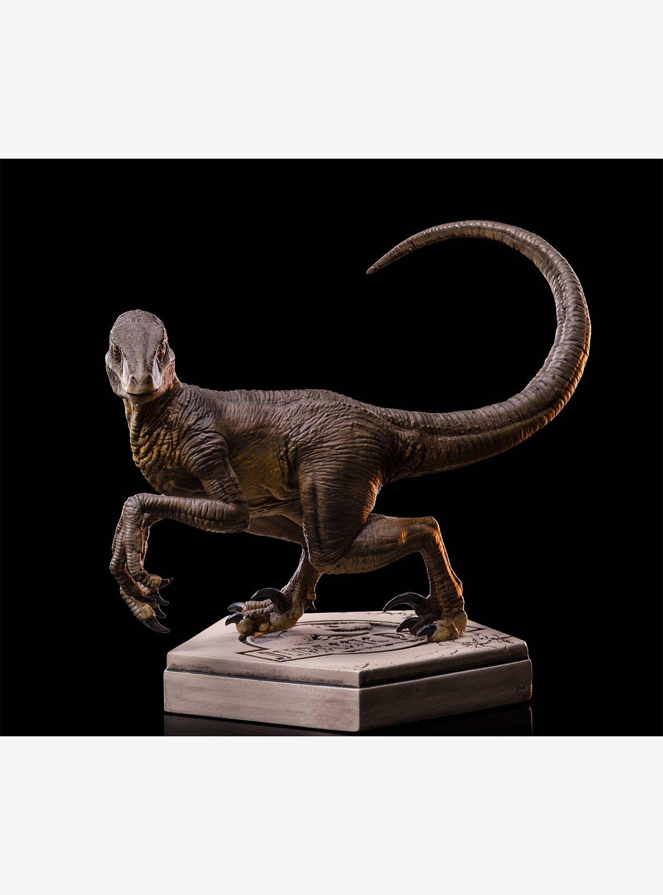 Jurassic Park Icons Velociraptor C Statue, , alternate