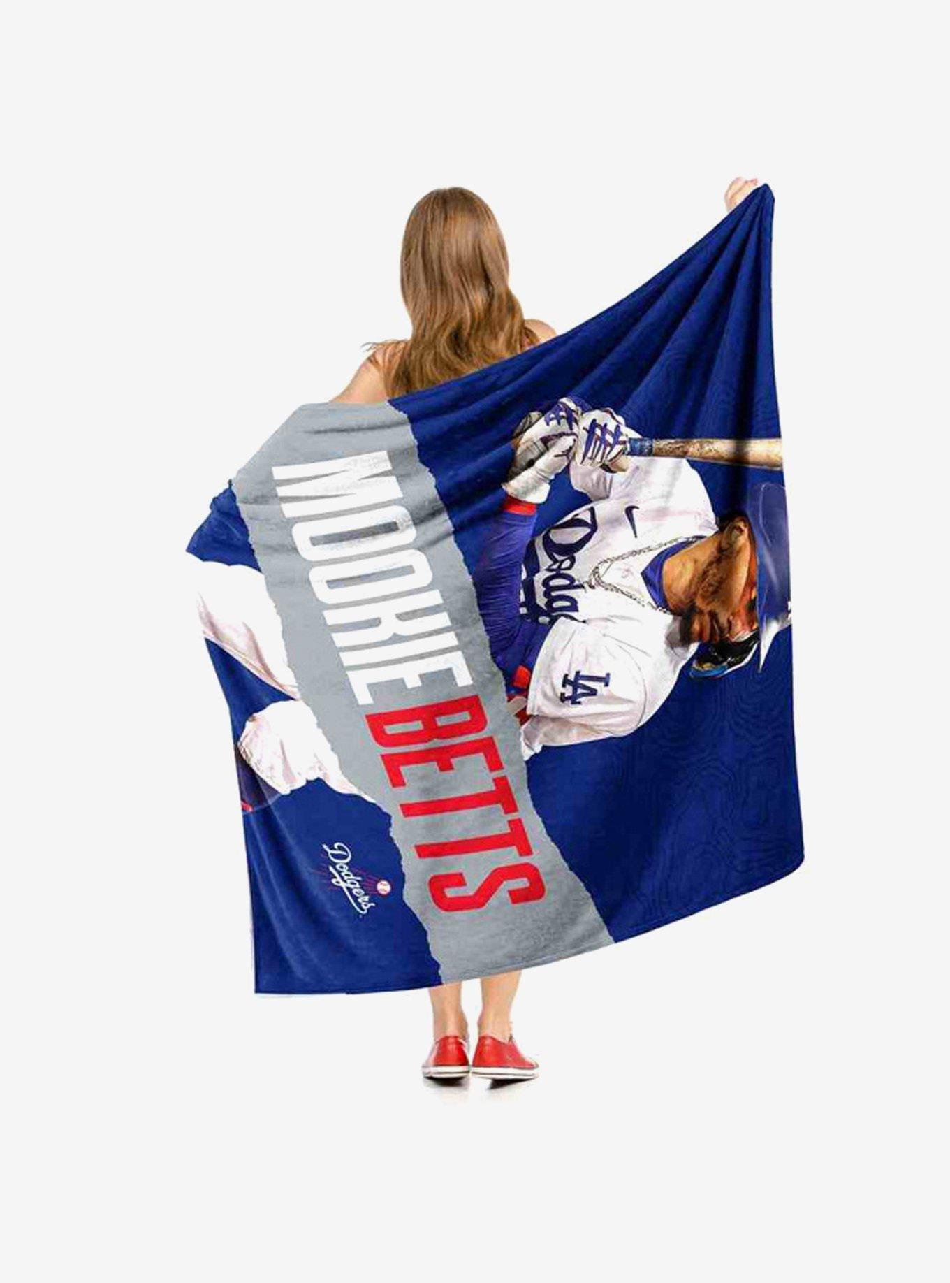 MLB Los Angeles Dodgers Mookie Betts Silk Touch Throw Blanket, , hi-res