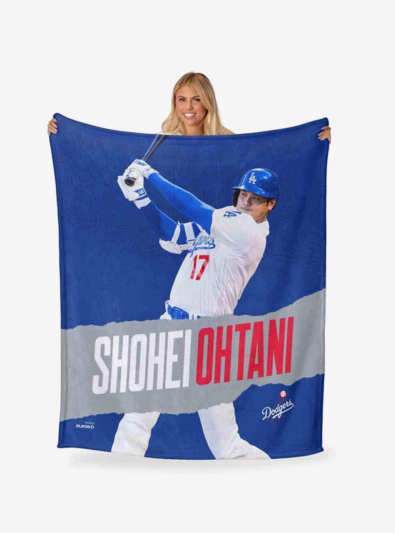 MLB Los Angeles Dodgers Shohei Ohtani Silk Touch Sherpa Throw Blanket, , alternate