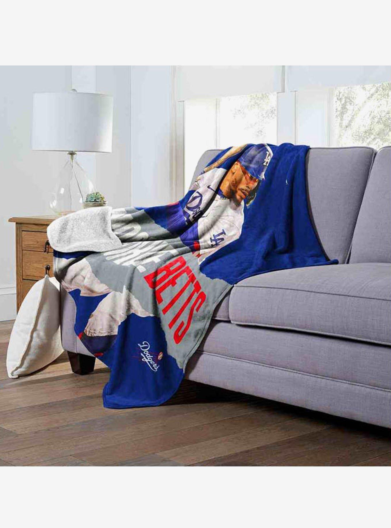 MLB Los Angeles Dodgers Mookie Betts Silk Touch Sherpa Throw Blanket, , alternate