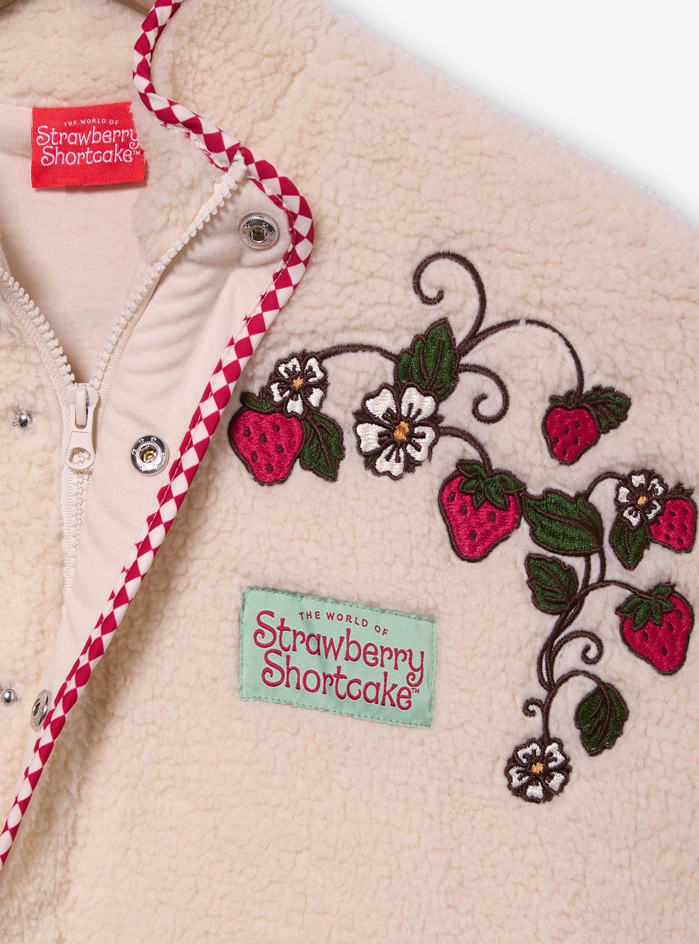 Strawberry Shortcake Embroidered Berries Women's Plus Size Sherpa Jacket - BoxLunch Exclusive, CREAM, alternate