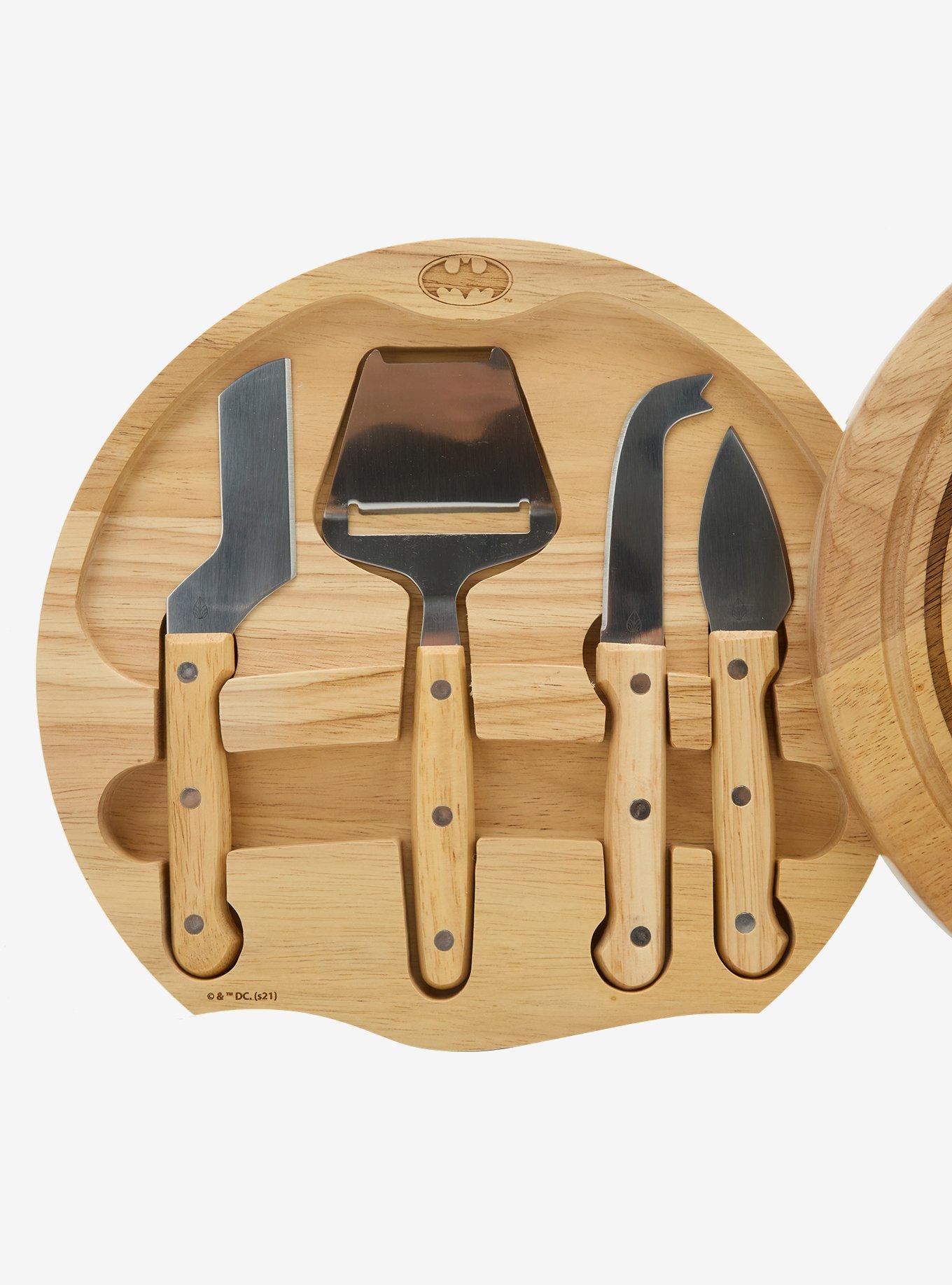 DC Comics Batman Logo Cutting Board and Tools