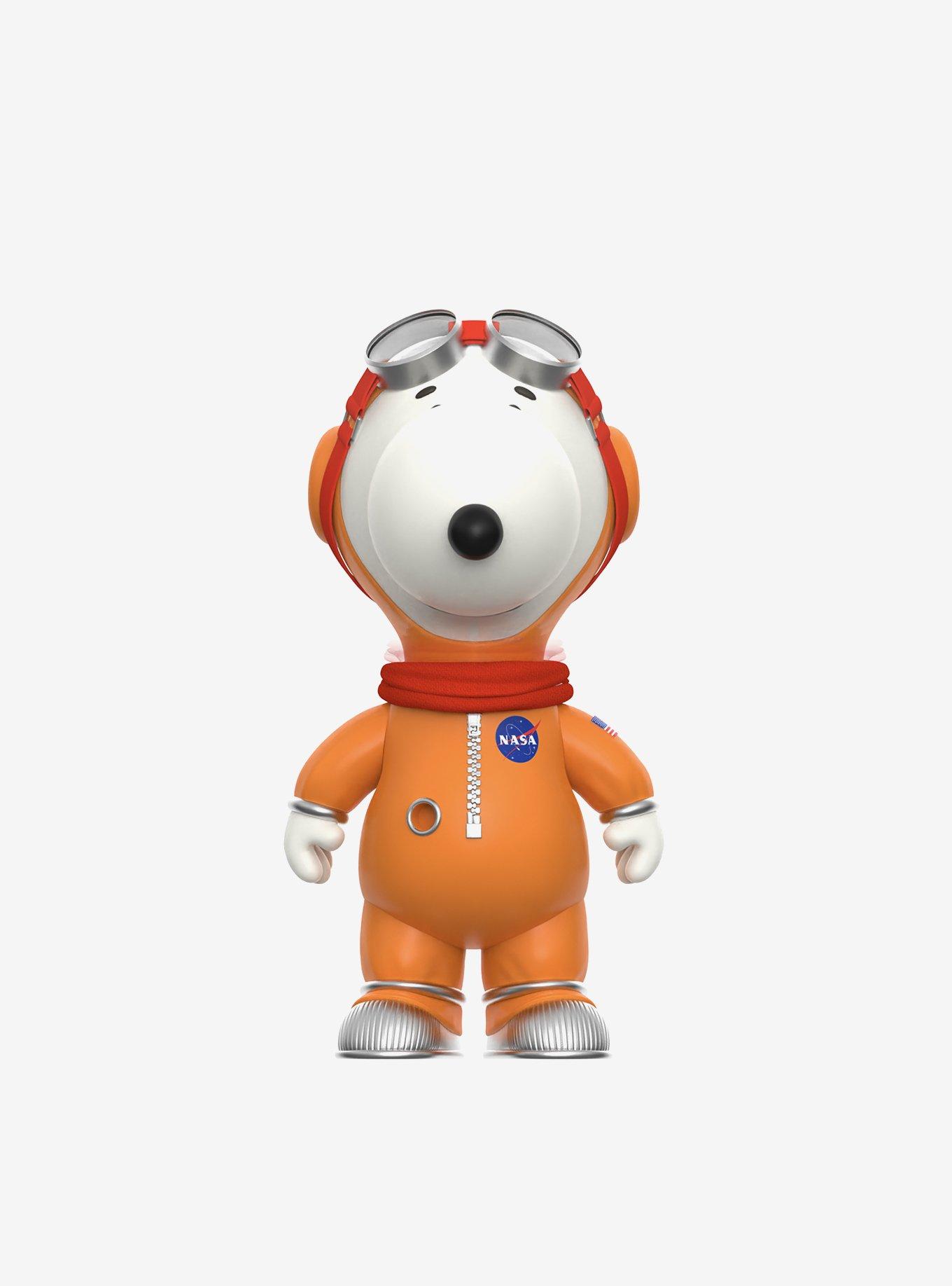 Super7 Peanuts Super Size Snoopy Astronaut (Orange Spacesuit) Figure, , hi-res