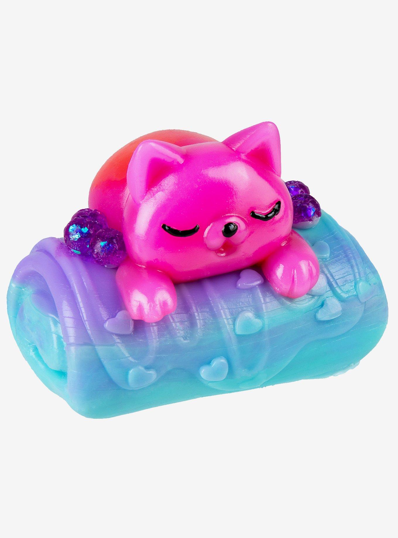 Taba-Licious Sweetsies Cat Dessert Blind Bag Squishy Toy, , alternate