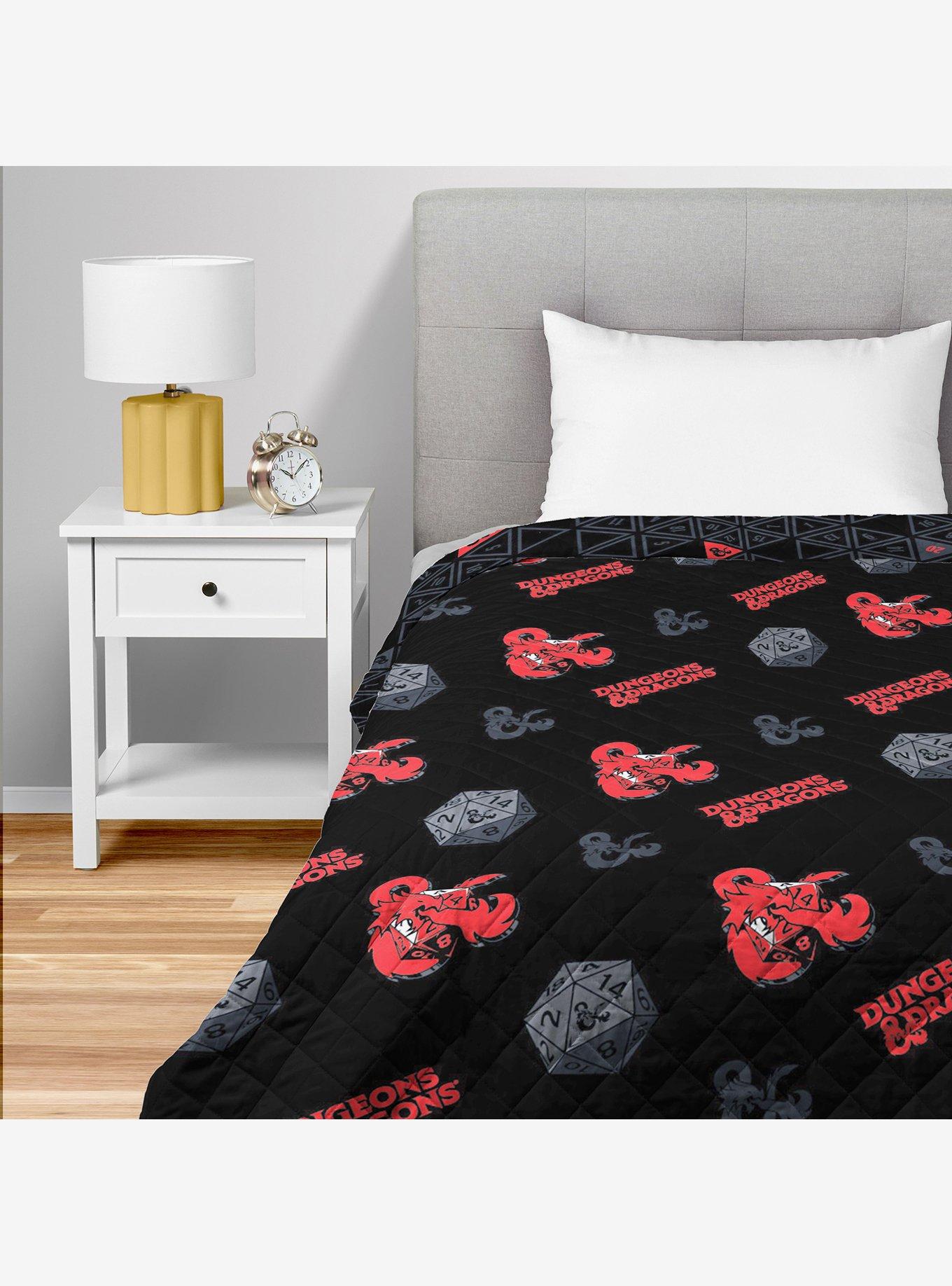 Dungeons & Dragons Nat D20 Twin Quilted Blanket, , alternate