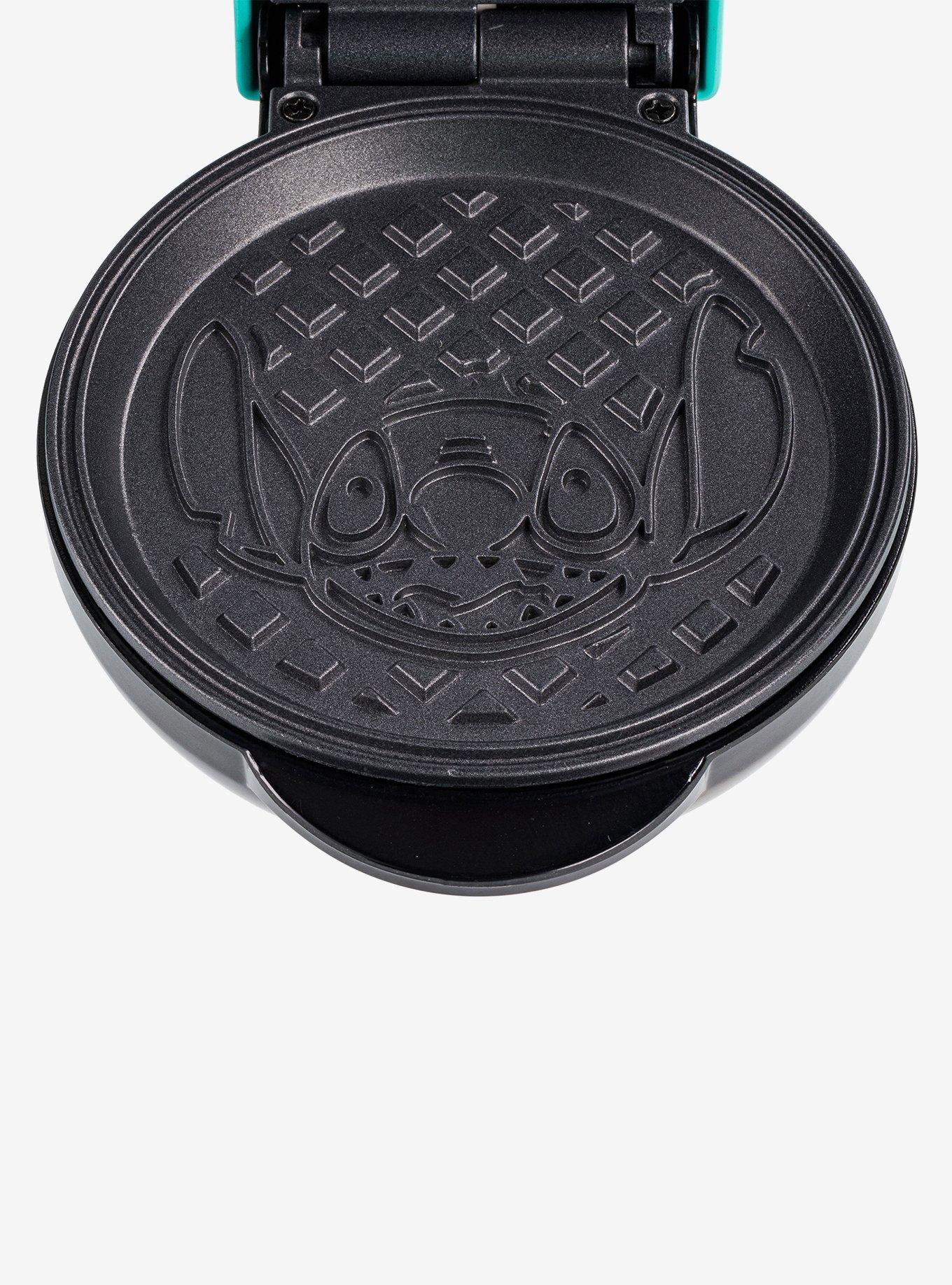 Disney Lilo & Stitch Mini Waffle Maker, , alternate