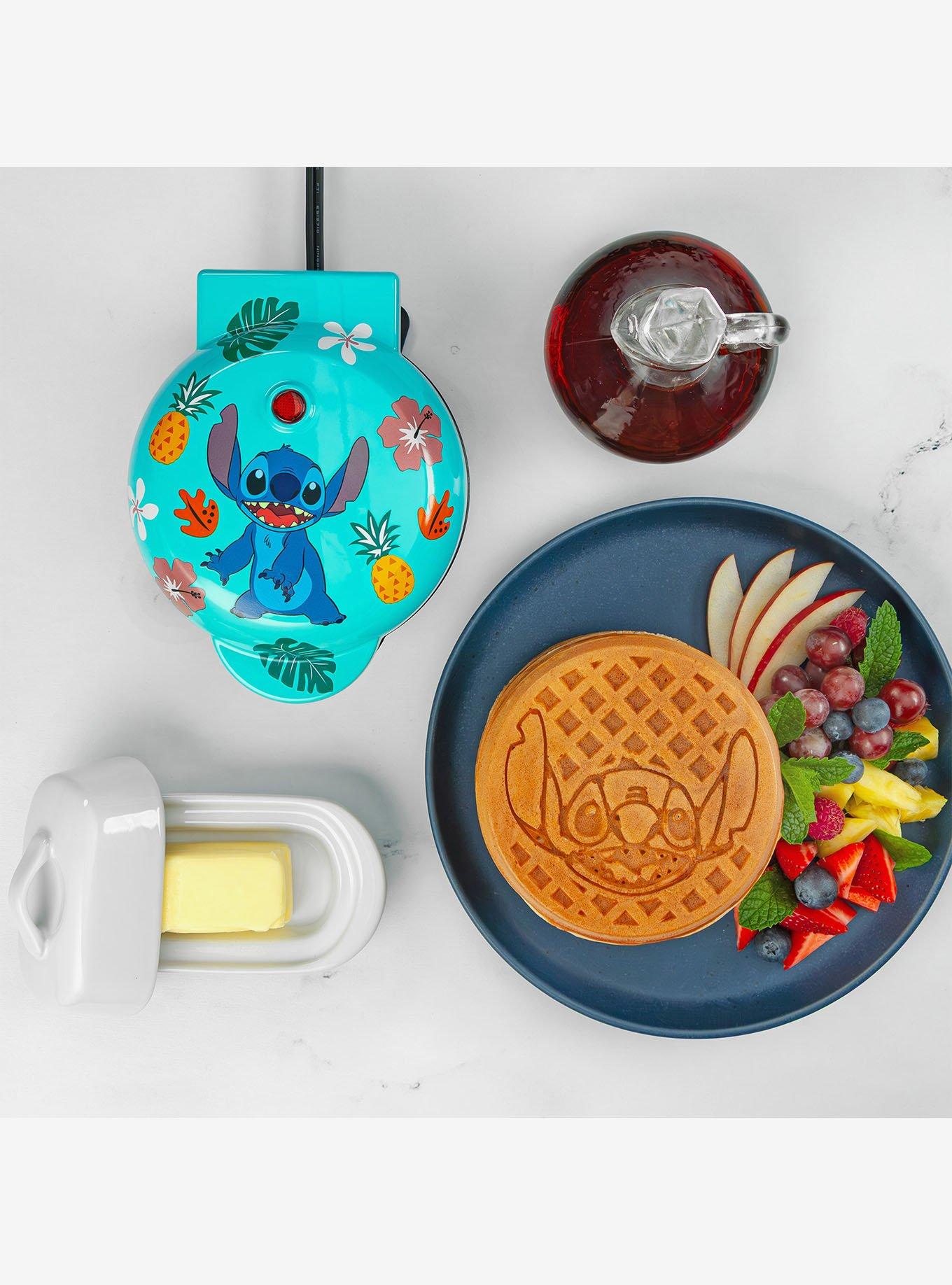 Disney Lilo & Stitch Mini Waffle Maker, , alternate