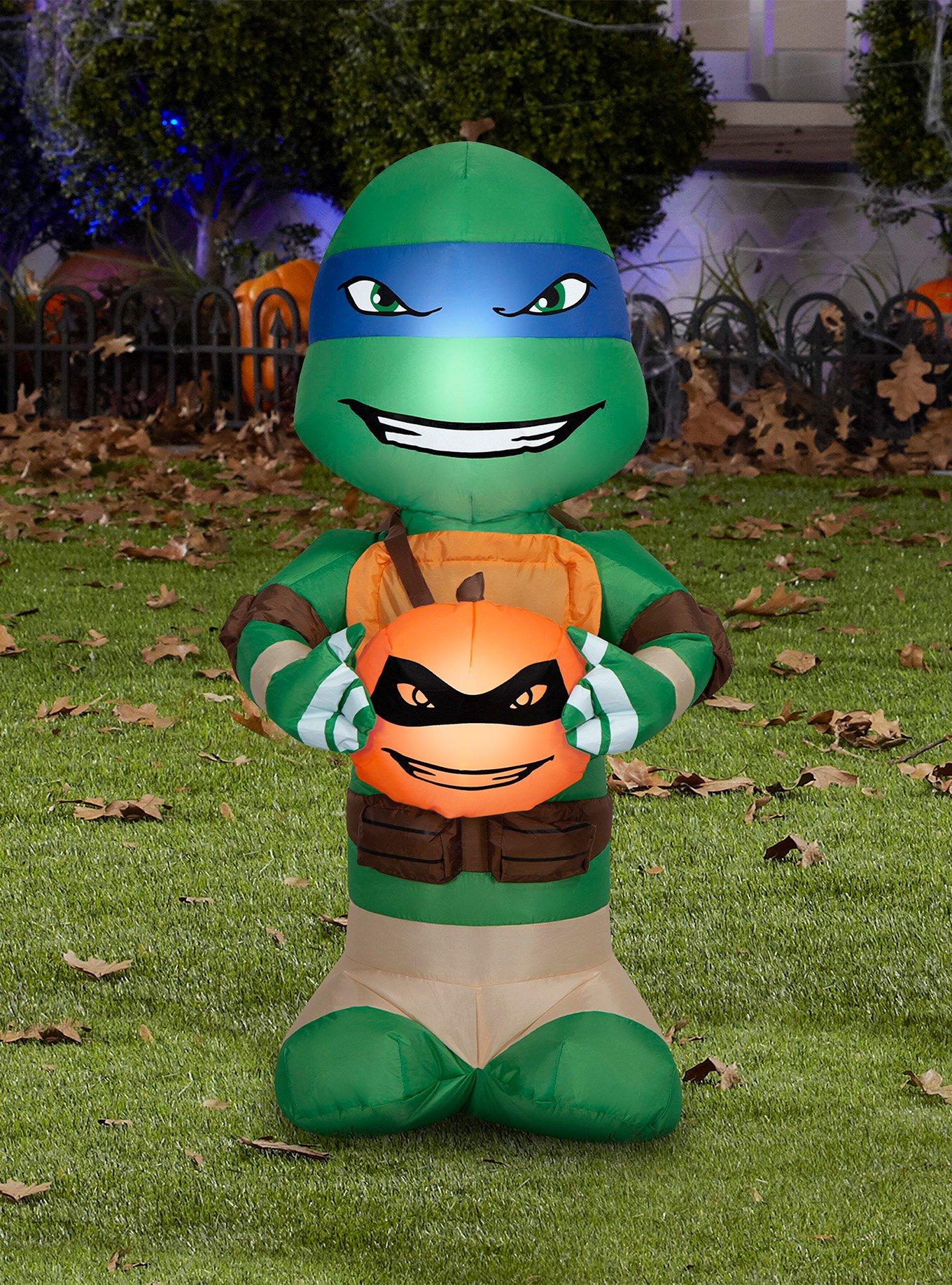 Teenage Mutant Ninja Turtles Big Head Leonardo with Pumpkin Airblown Inflatable, , hi-res