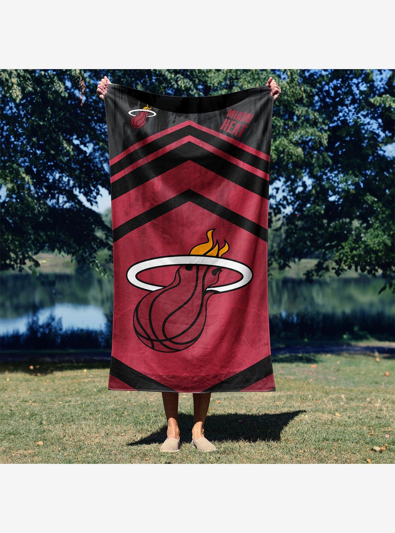 NBA Miami Heat Shatter Microfiber Beach Towel, , alternate