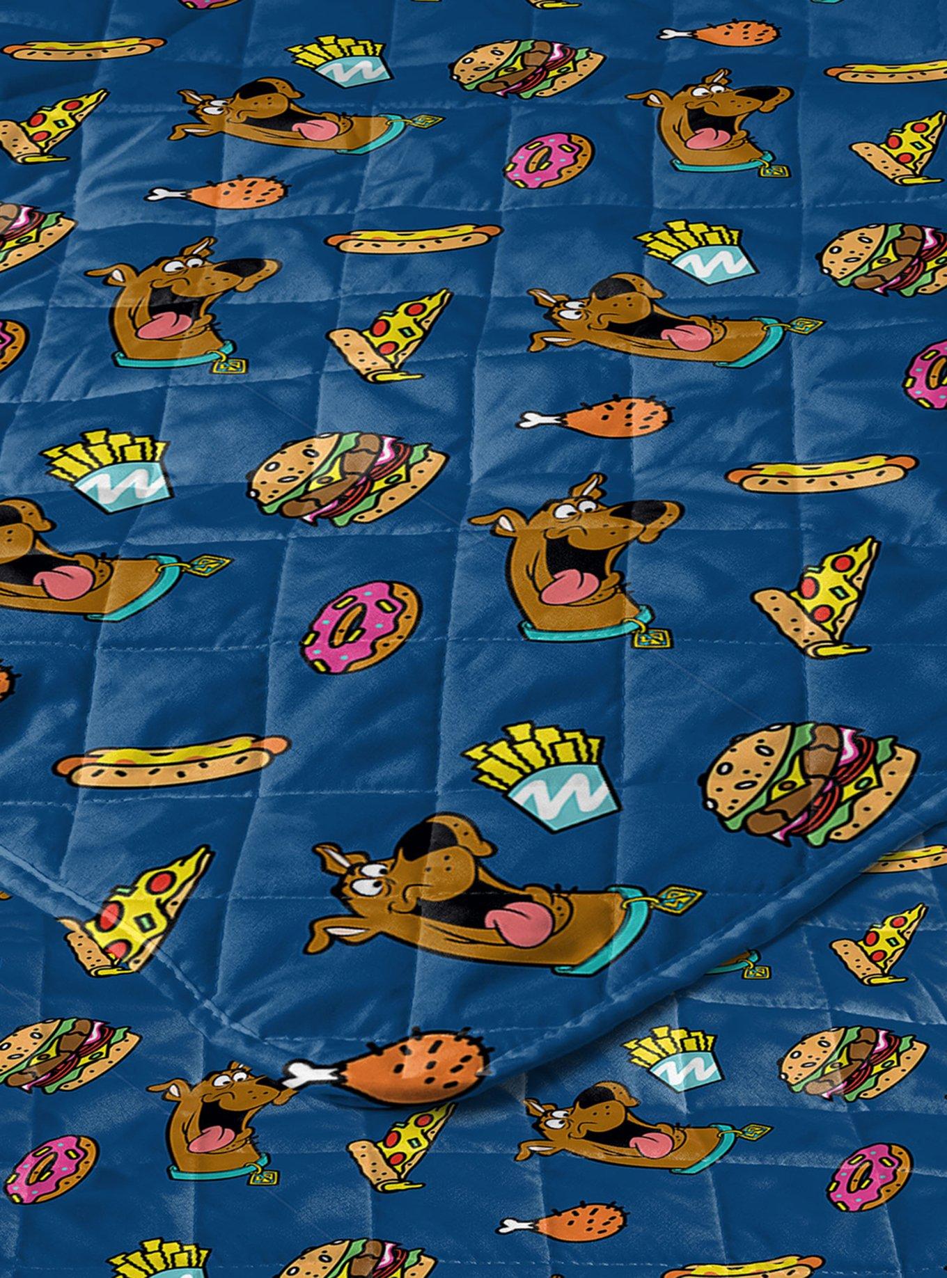 Scooby-Doo! Super Snacky Quilted Throw Blanket, , alternate