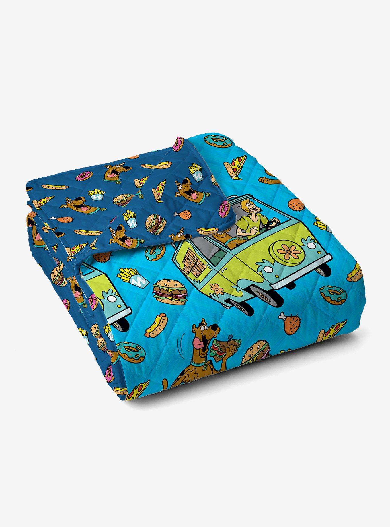 Scooby-Doo! Super Snacky Quilted Throw Blanket, , alternate
