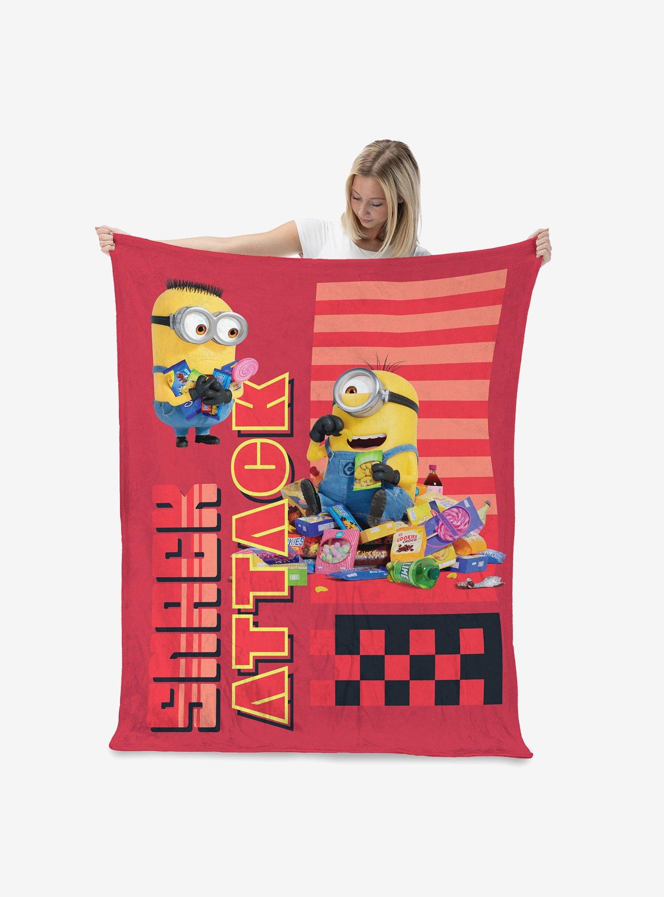 Despicable Me 4 Minion Snack Attack Cloud Throw Blanket
