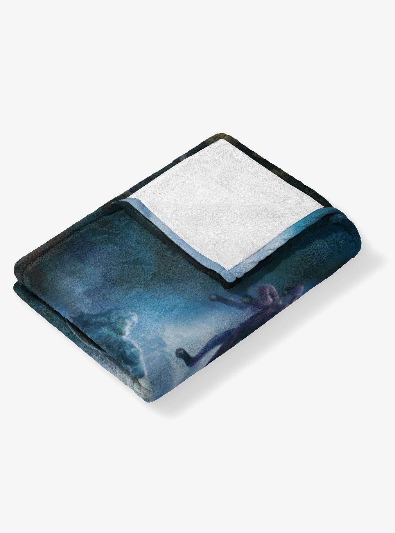 Dungeons & Dragons Epic Vision Beholder and the Treasure Silk Touch Throw Blanket, , alternate
