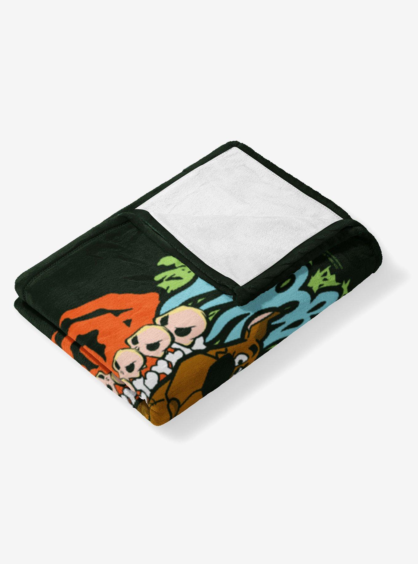 Scooby-Doo! Spooky Scoob Silk Touch Throw Blanket, , alternate