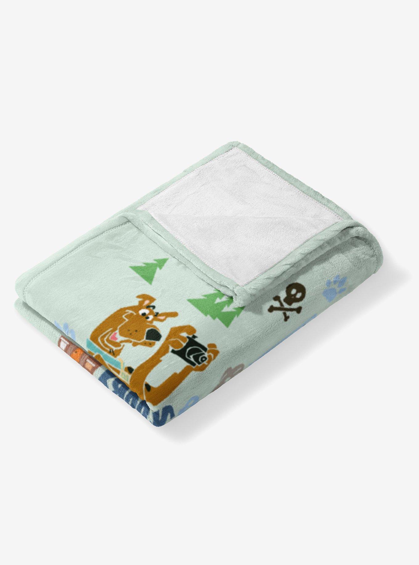 Scooby Doo Road Trip Adventures Silk Touch Throw Blanket, , alternate