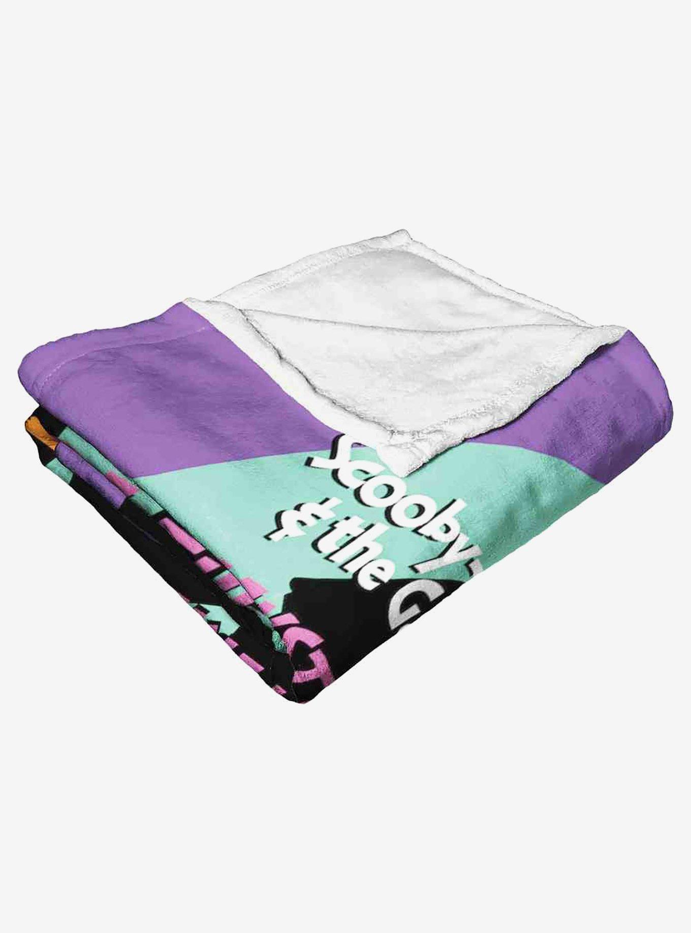 Scooby-Doo! Mysteries Of The Haunted House Silk Touch Throw Blanket, , alternate