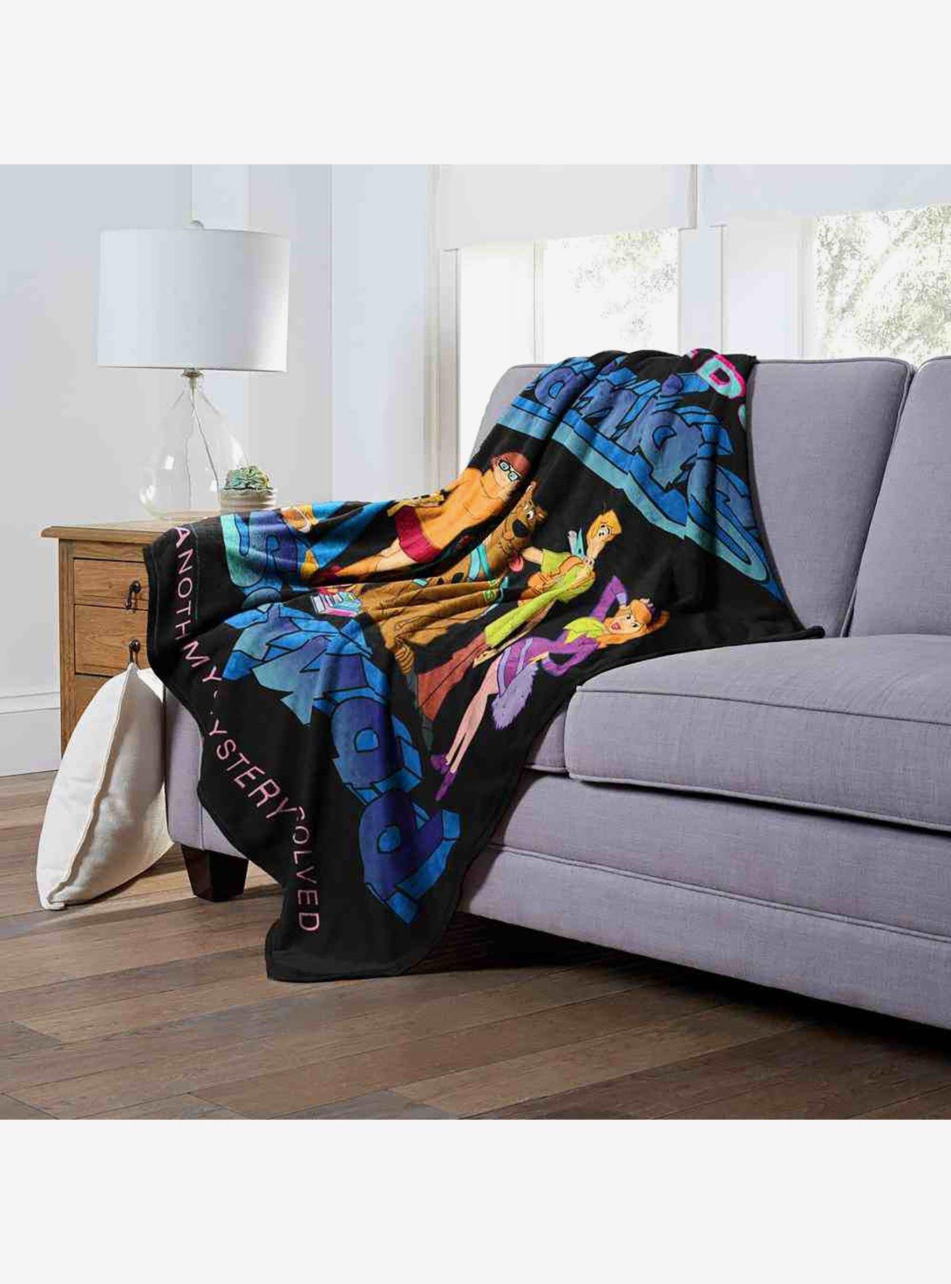 Scooby-Doo! Brainiac Squad Silk Touch Throw Blanket, , alternate