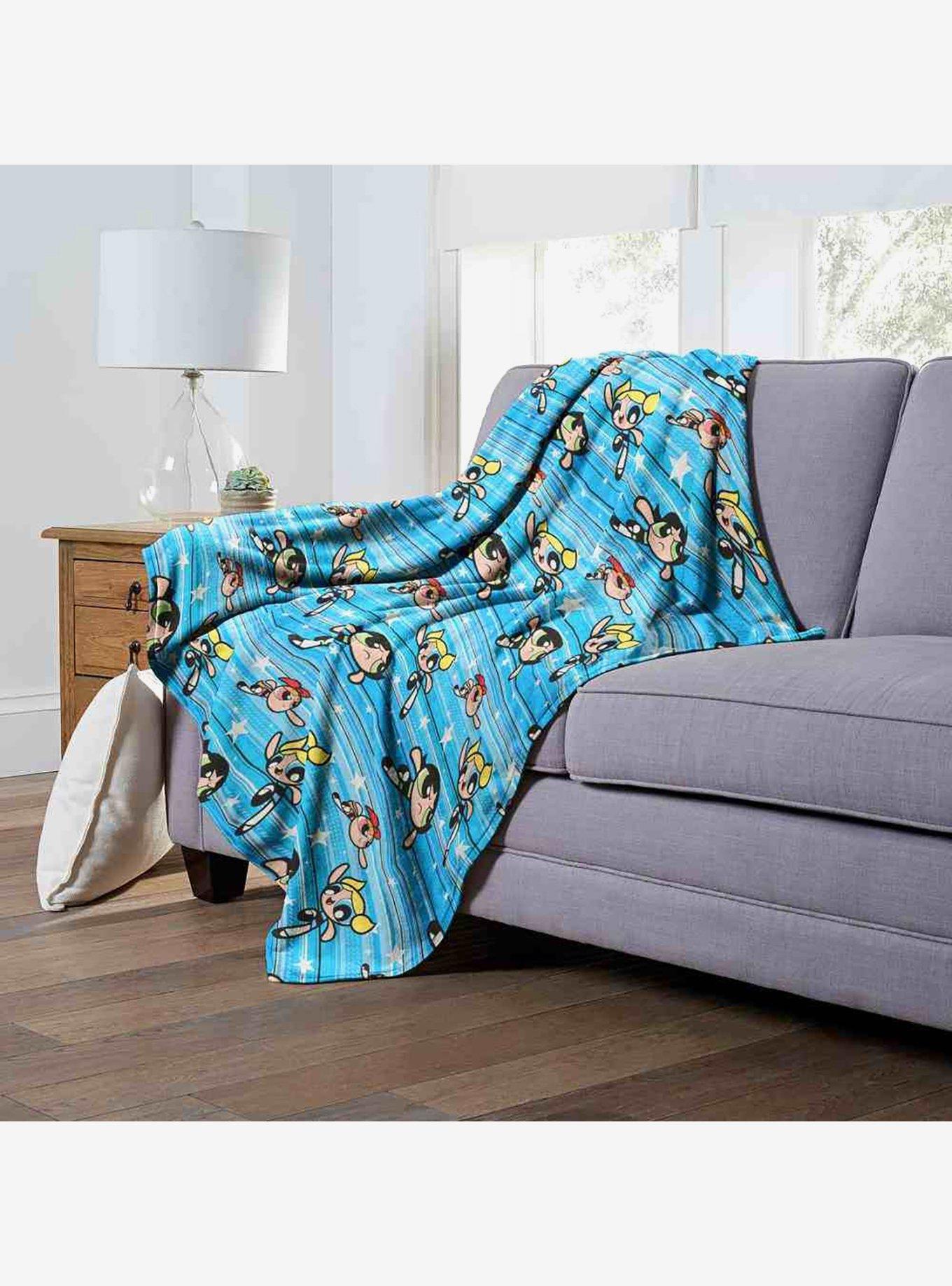 Powerpuff Girls Flying Fast Silk Touch Throw Blanket, , alternate