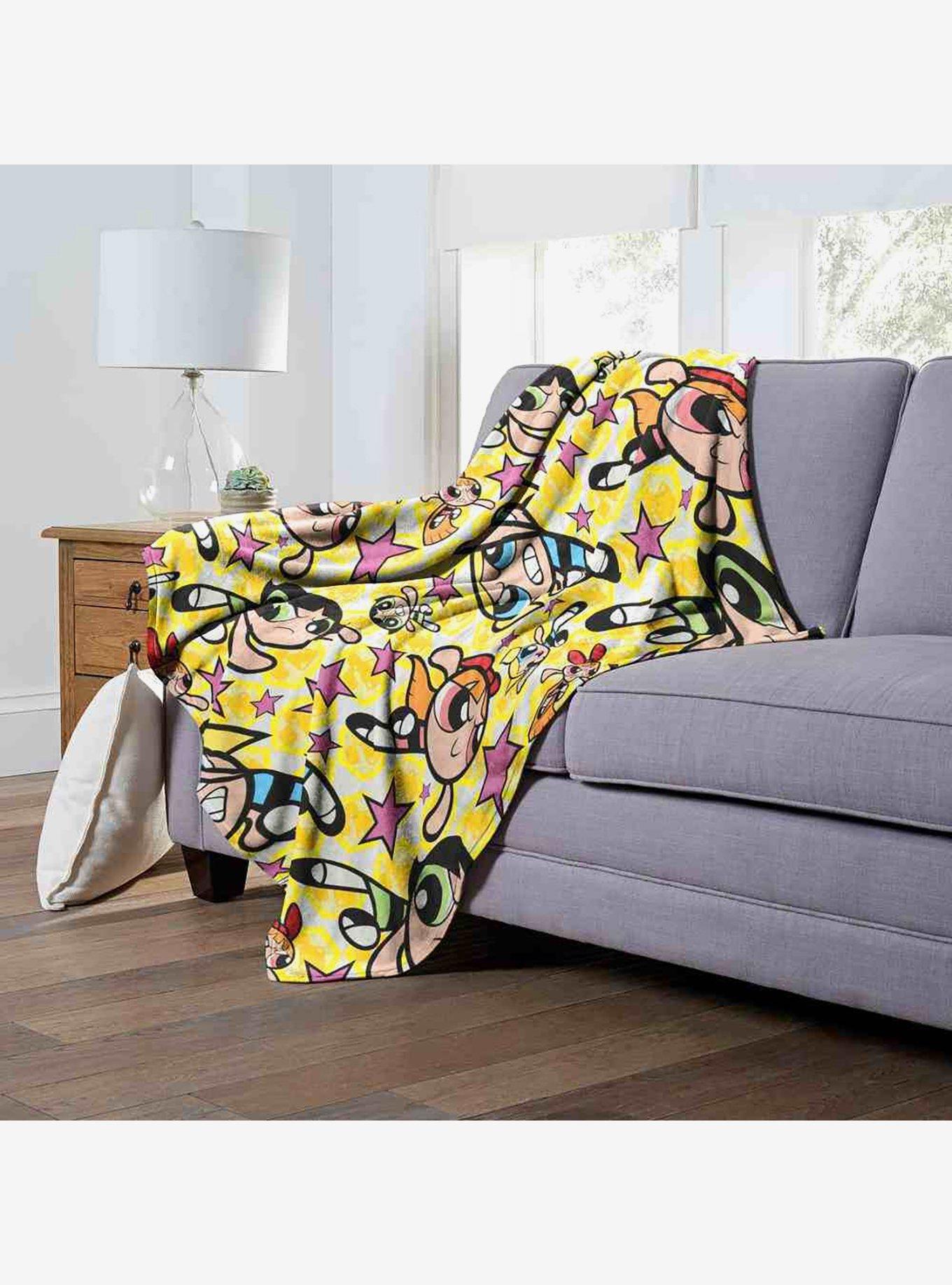 Powerpuff Girls Fighting Crime Silk Touch Throw Blanket, , alternate