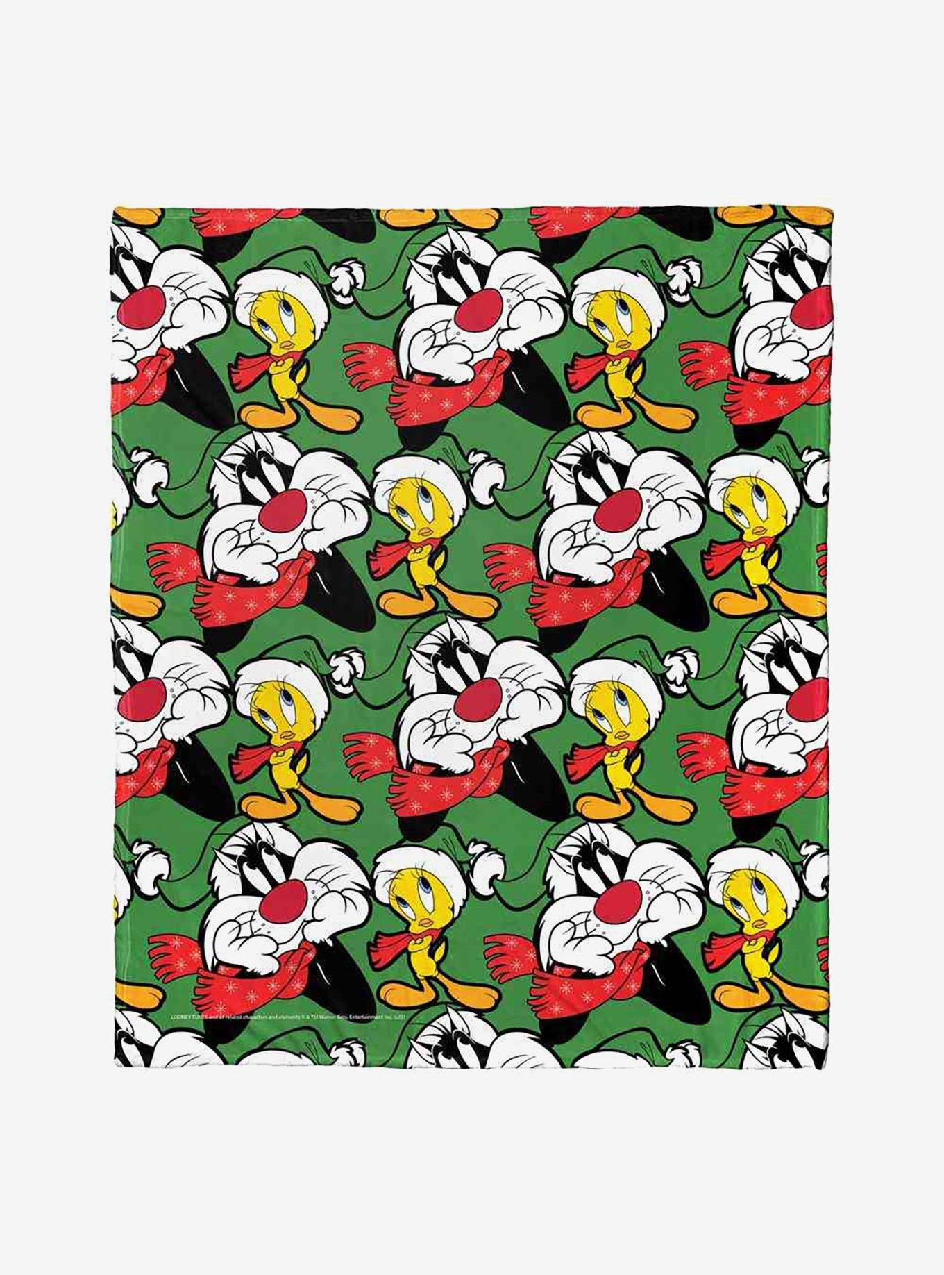 Looney Tunes Holiday Dreamers Silk Touch Throw Blanket, , hi-res