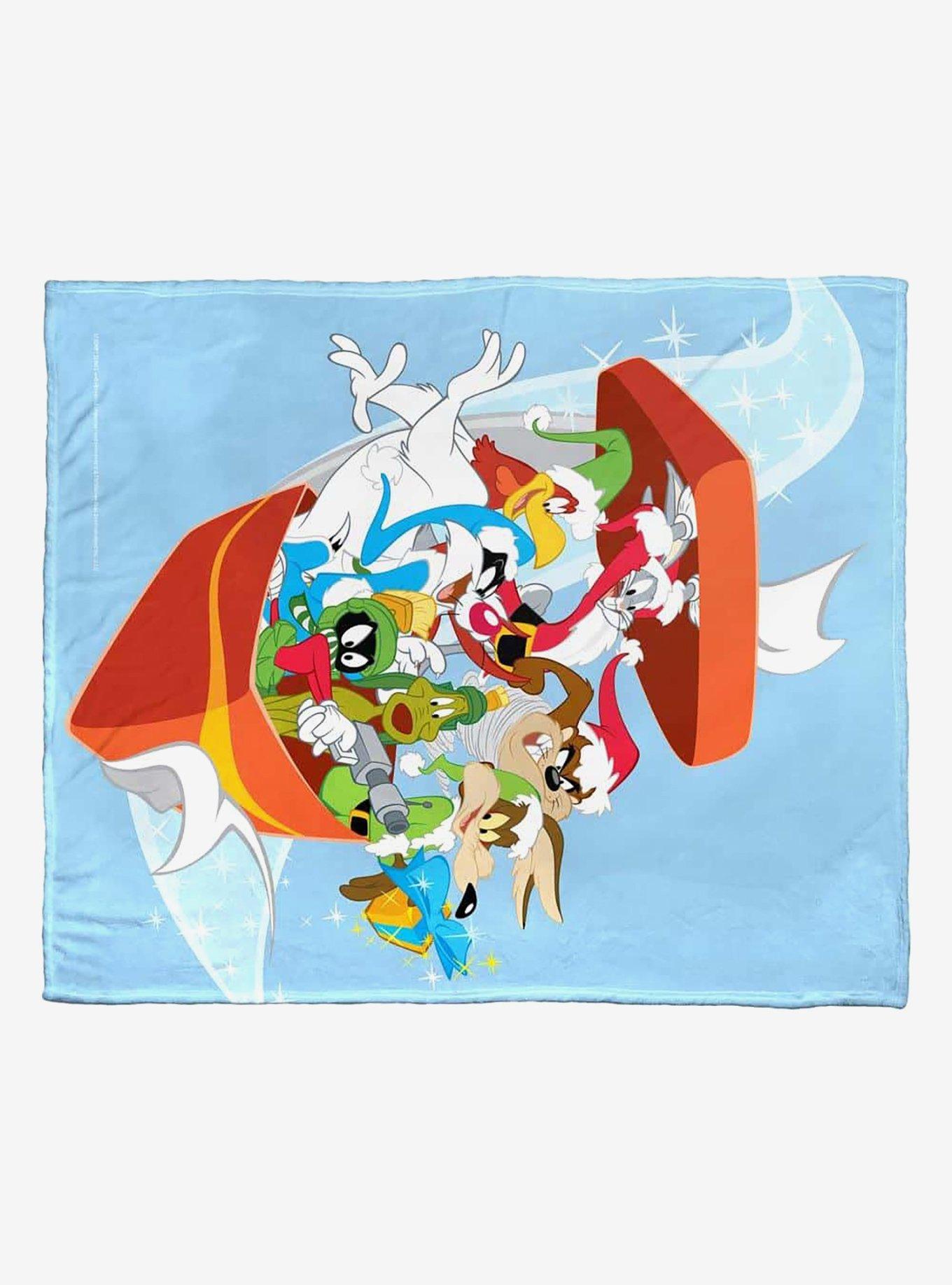 Looney Tunes Bursting Bundle Silk Touch Throw Blanket, , hi-res
