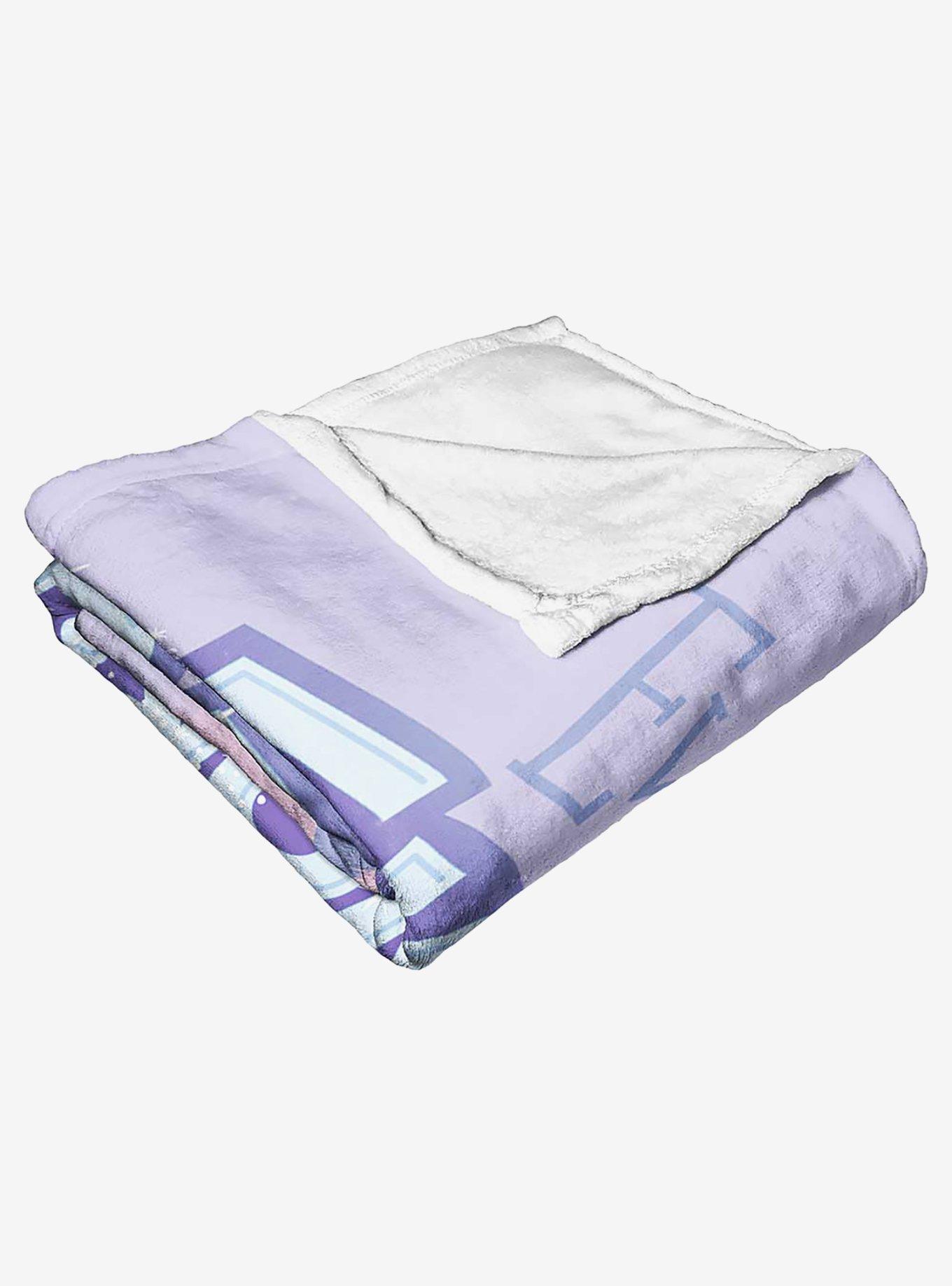 Frosty the Snowman Everyones Favorite Snowman Silk Touch Throw Blanket, , alternate