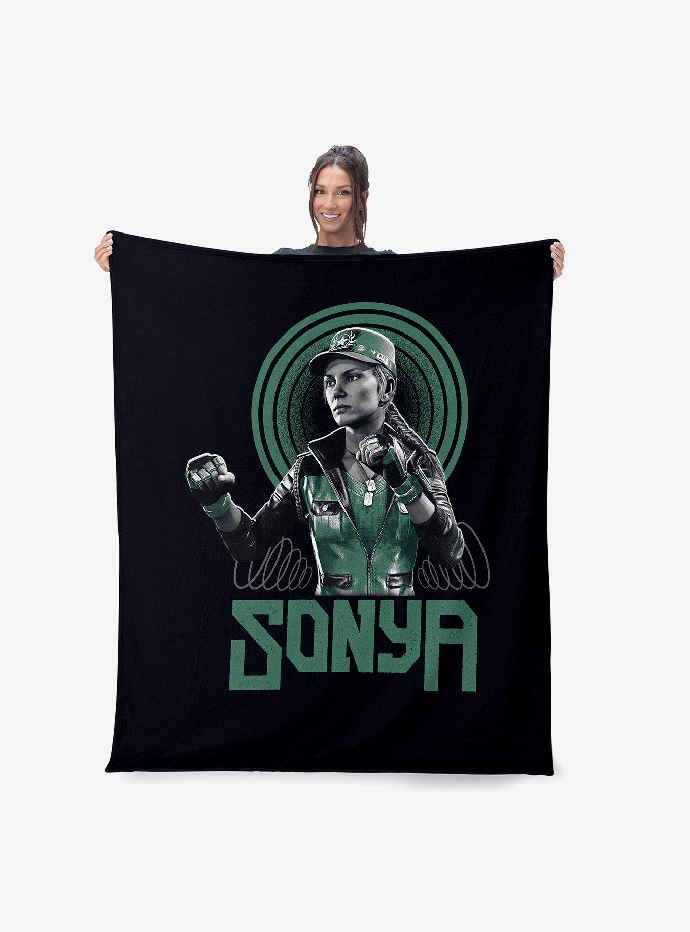Mortal Kombat Sonya Silk Touch Sherpa Throw Blanket, , hi-res