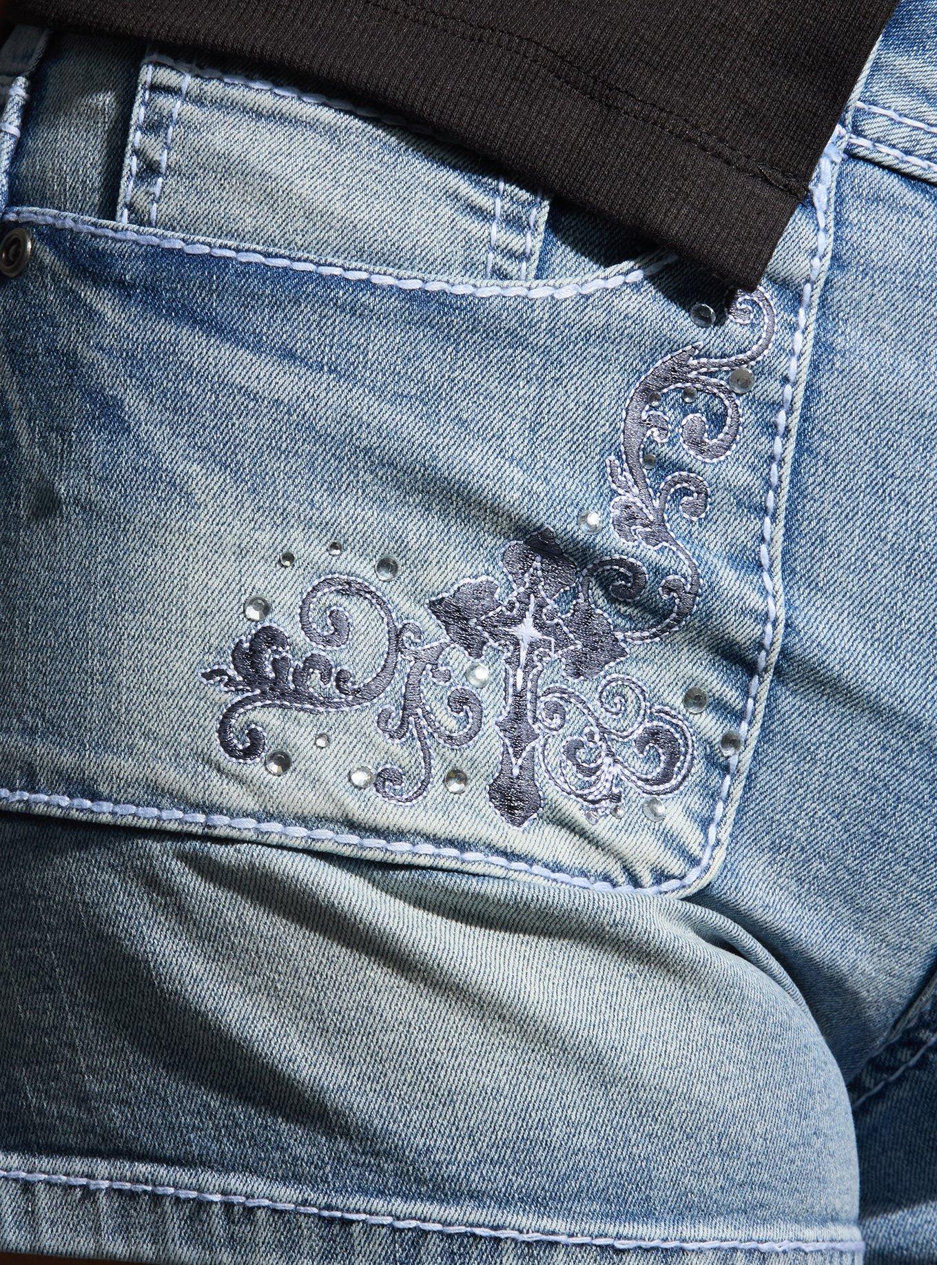 Social Collision Cross Filigree Low Rise Denim Shorts, MULTI, alternate