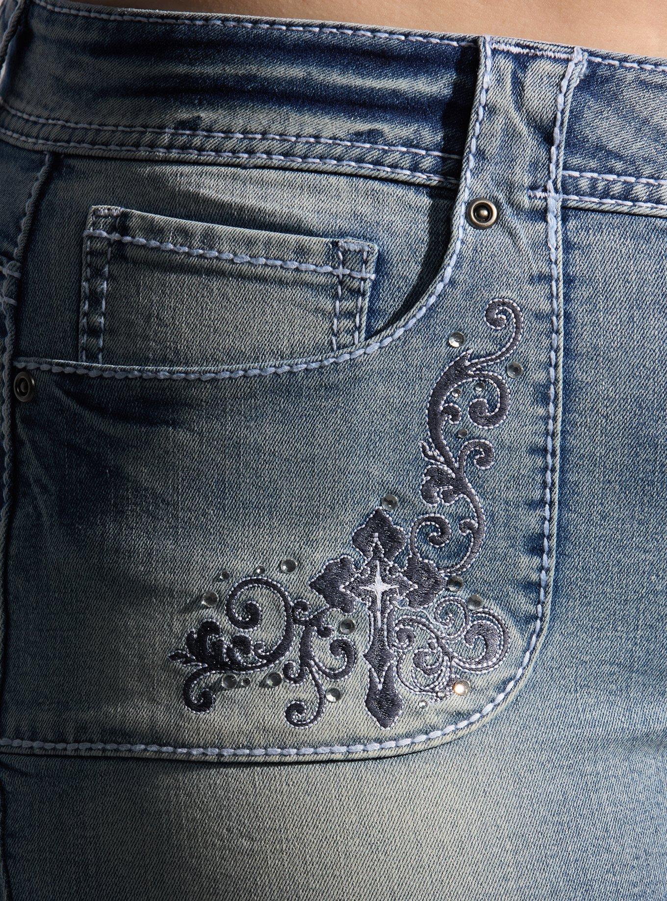 Social Collision Cross Filigree Low Rise Denim Shorts Plus Size, MULTI, alternate