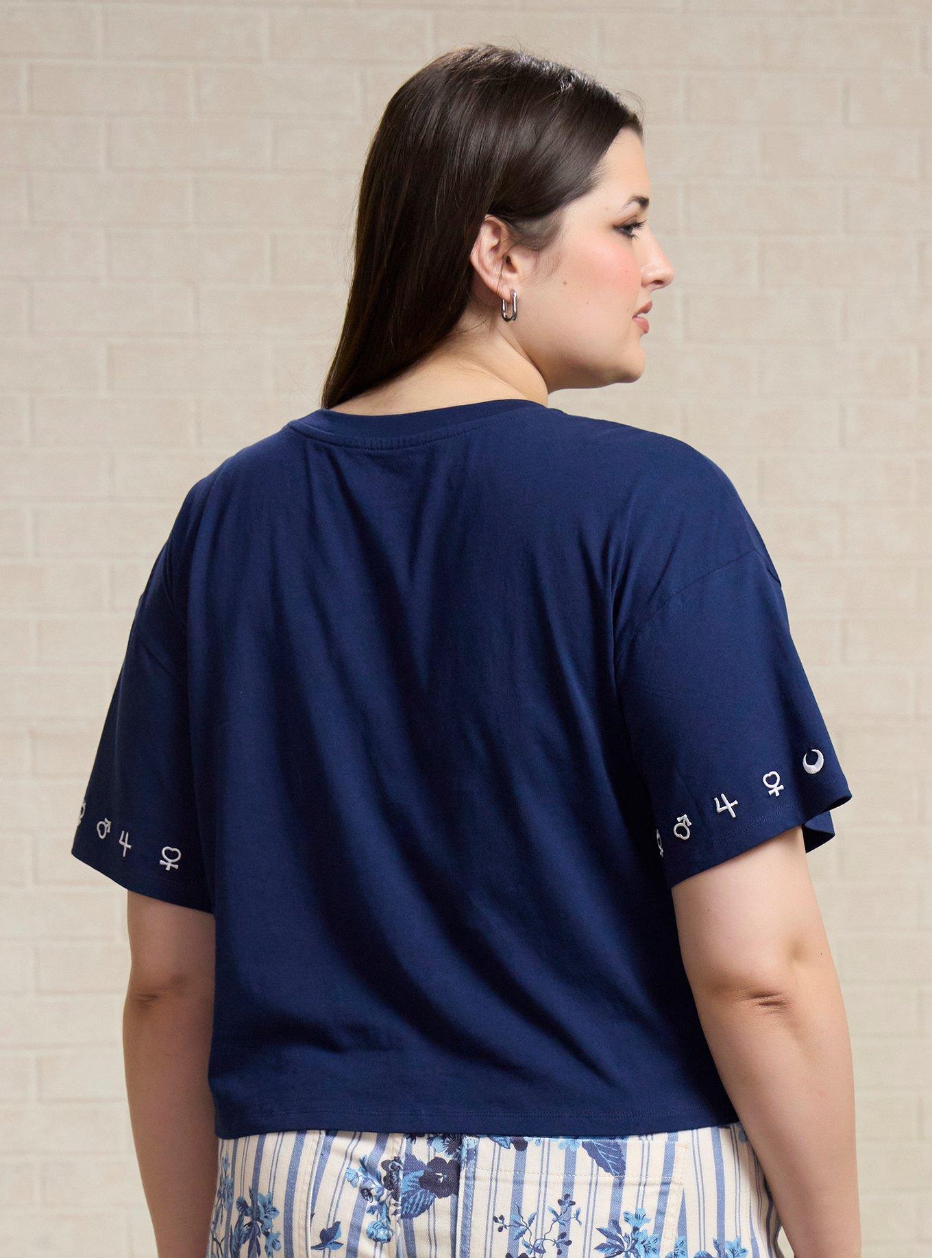 Pretty Guardian Sailor Moon Sailor Guardians Heart Women's Plus Size Cropped T-Shirt - BoxLunch Exclusive, NAVY, alternate - view 3