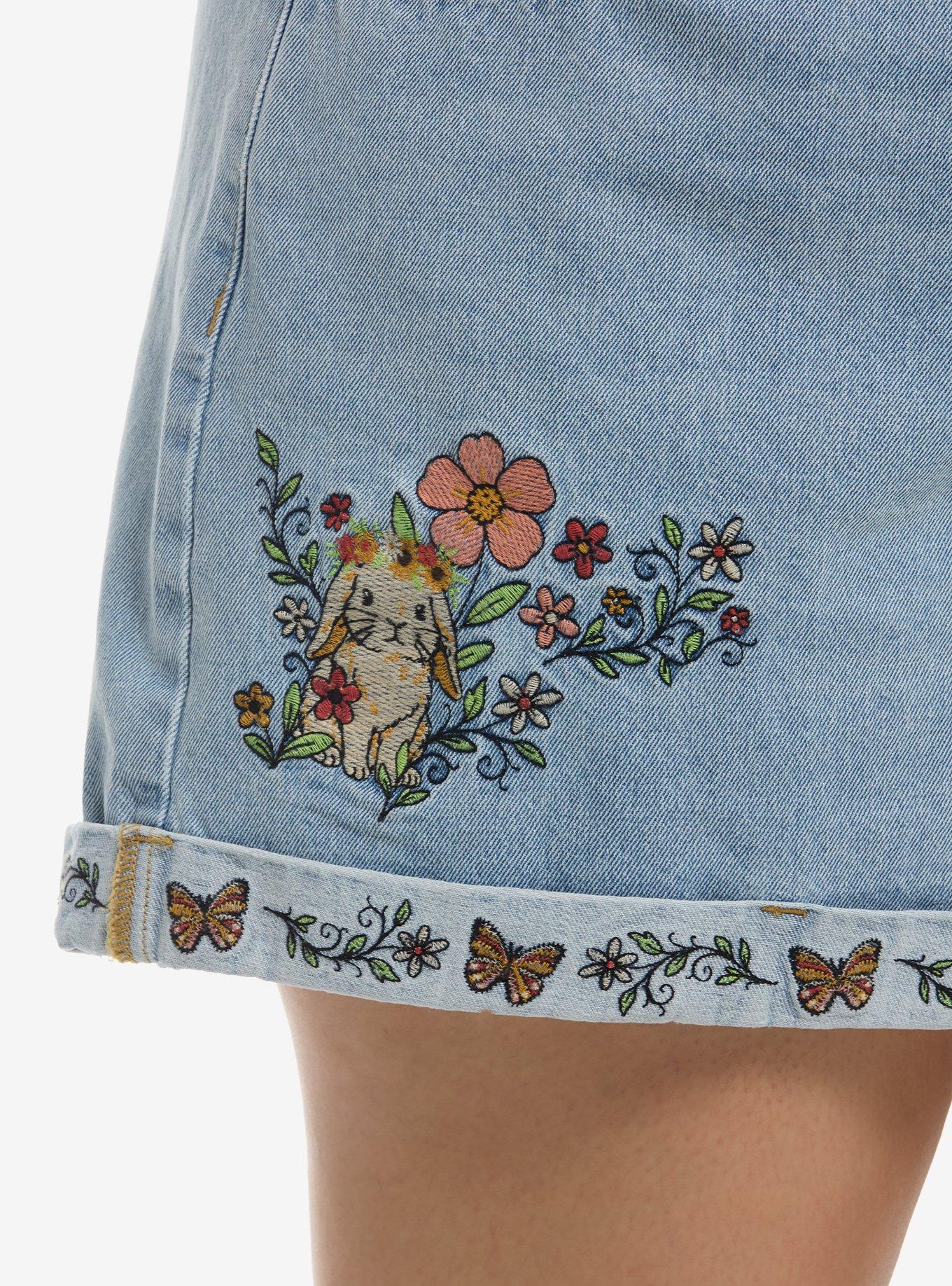 Flowers & Critters Embroidered Mom Shorts Plus Size, MULTI, alternate