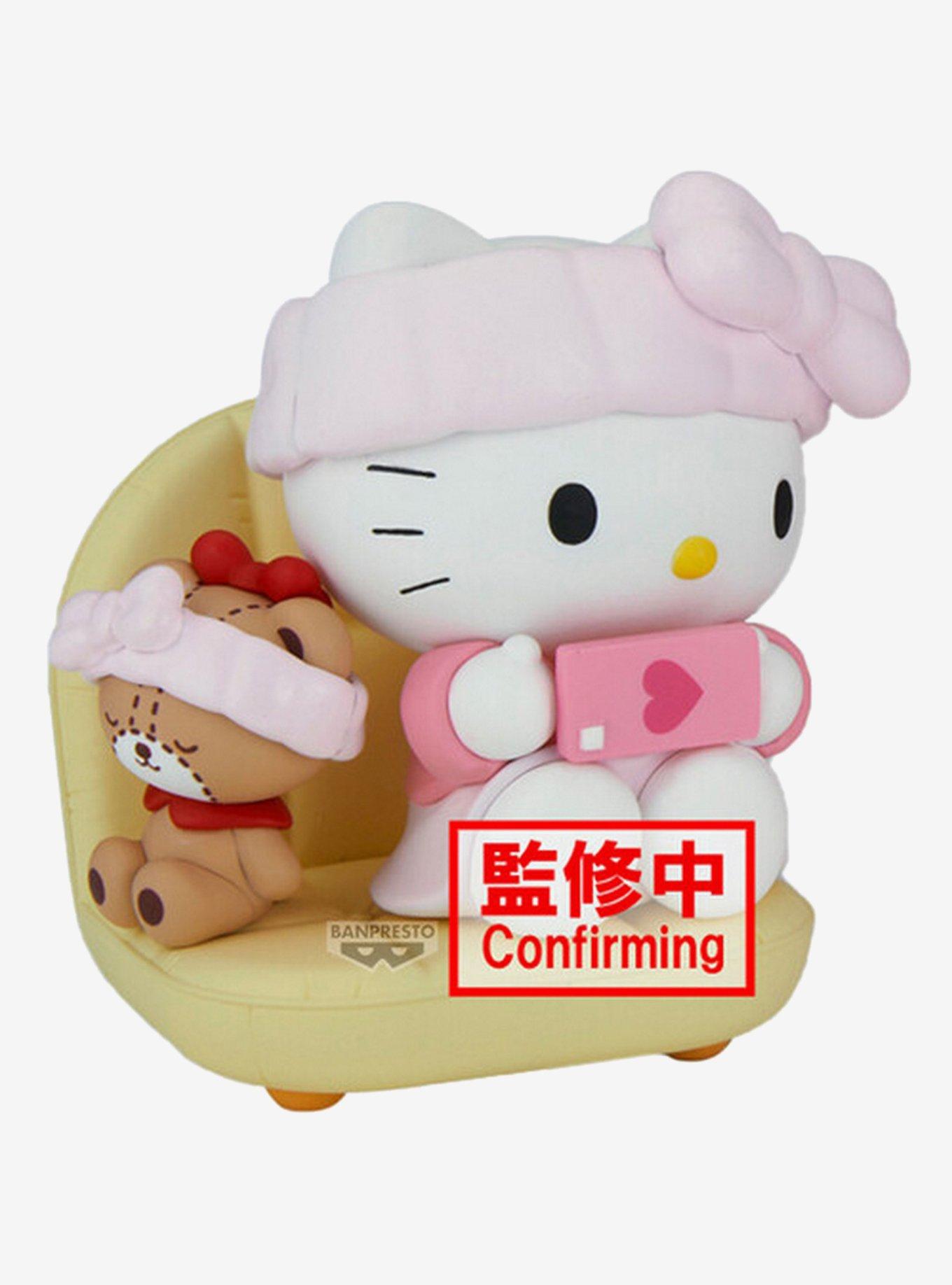 Bandai Namco Sanrio Nakayoshi Memories Relaxing Time at Home Hello Kitty Figure, , hi-res