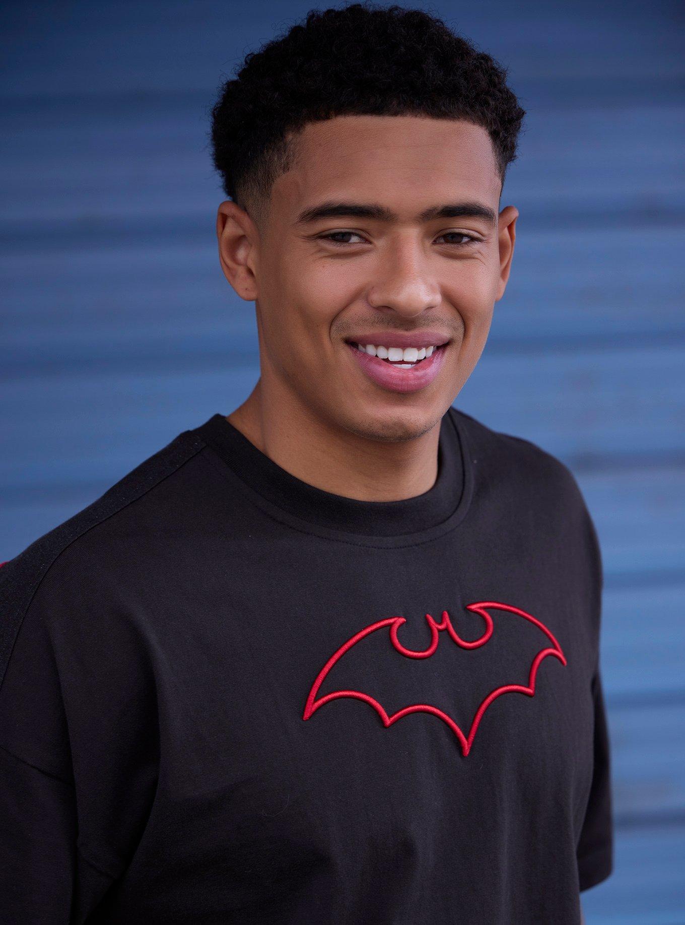 Our Universe DC Comics Batman Drop Shoulder T-Shirt Our Universe Exclusive, BLACK  RED, alternate - view 4